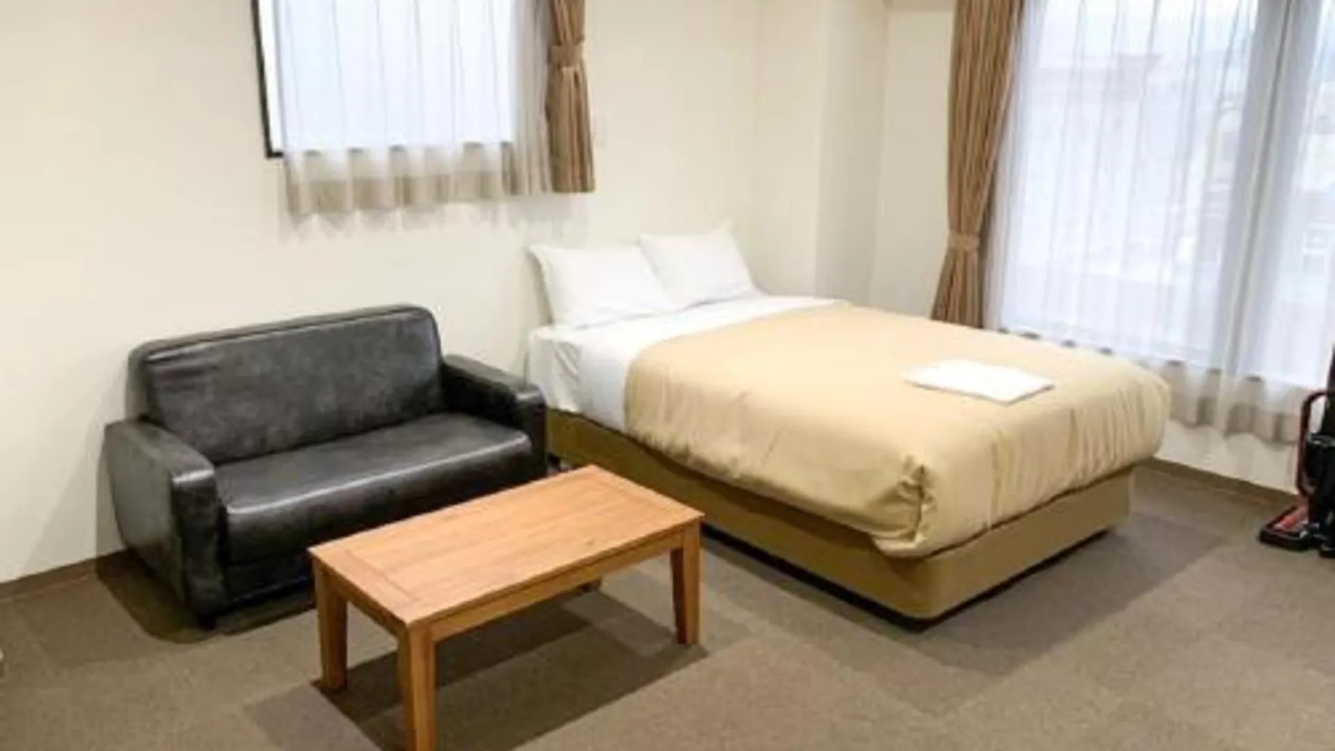 교토 호텔 라이브맥스 교토 니조조-니시 3성급 호텔 스위트룸