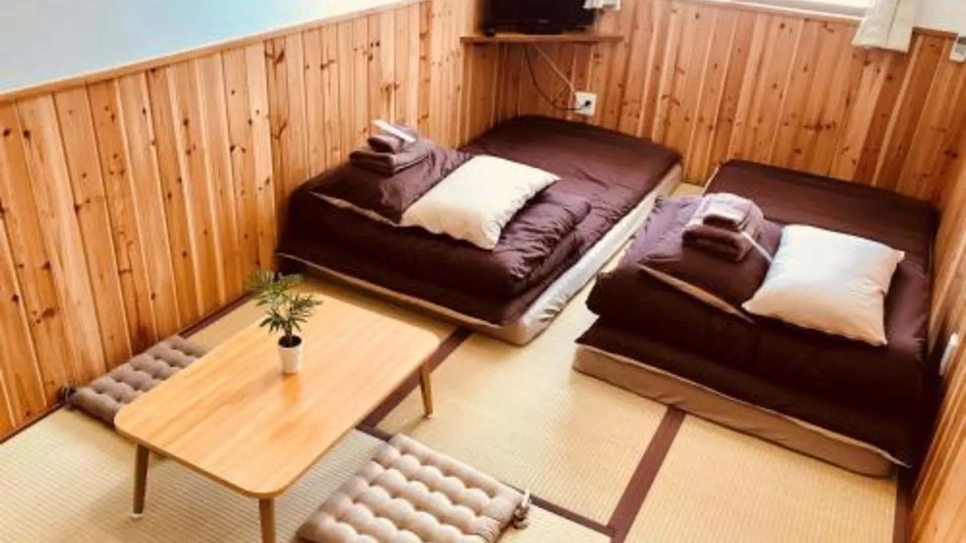 오키나와 본섬 호스텔 모스라 노 다마고 2성급 호텔 스위트룸