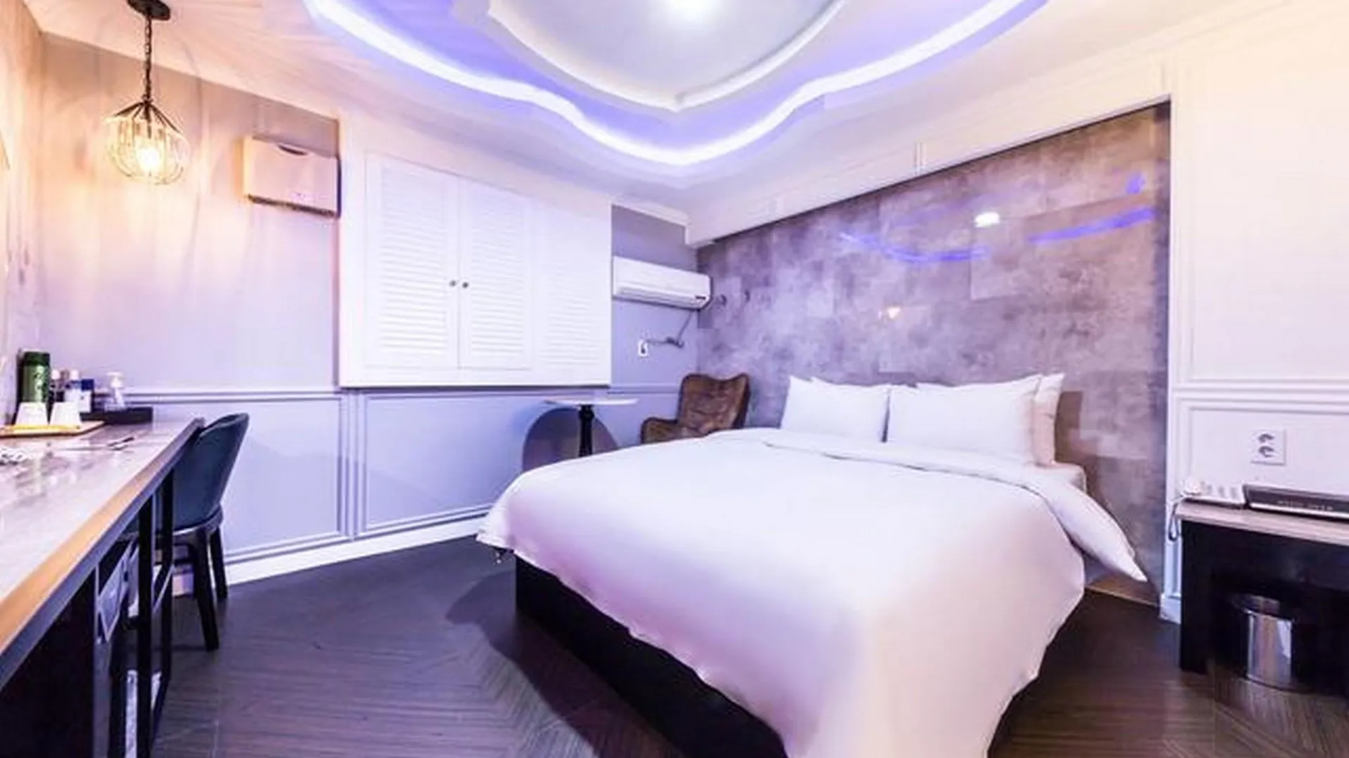 서울 화곡 딘 3성급 호텔 로비