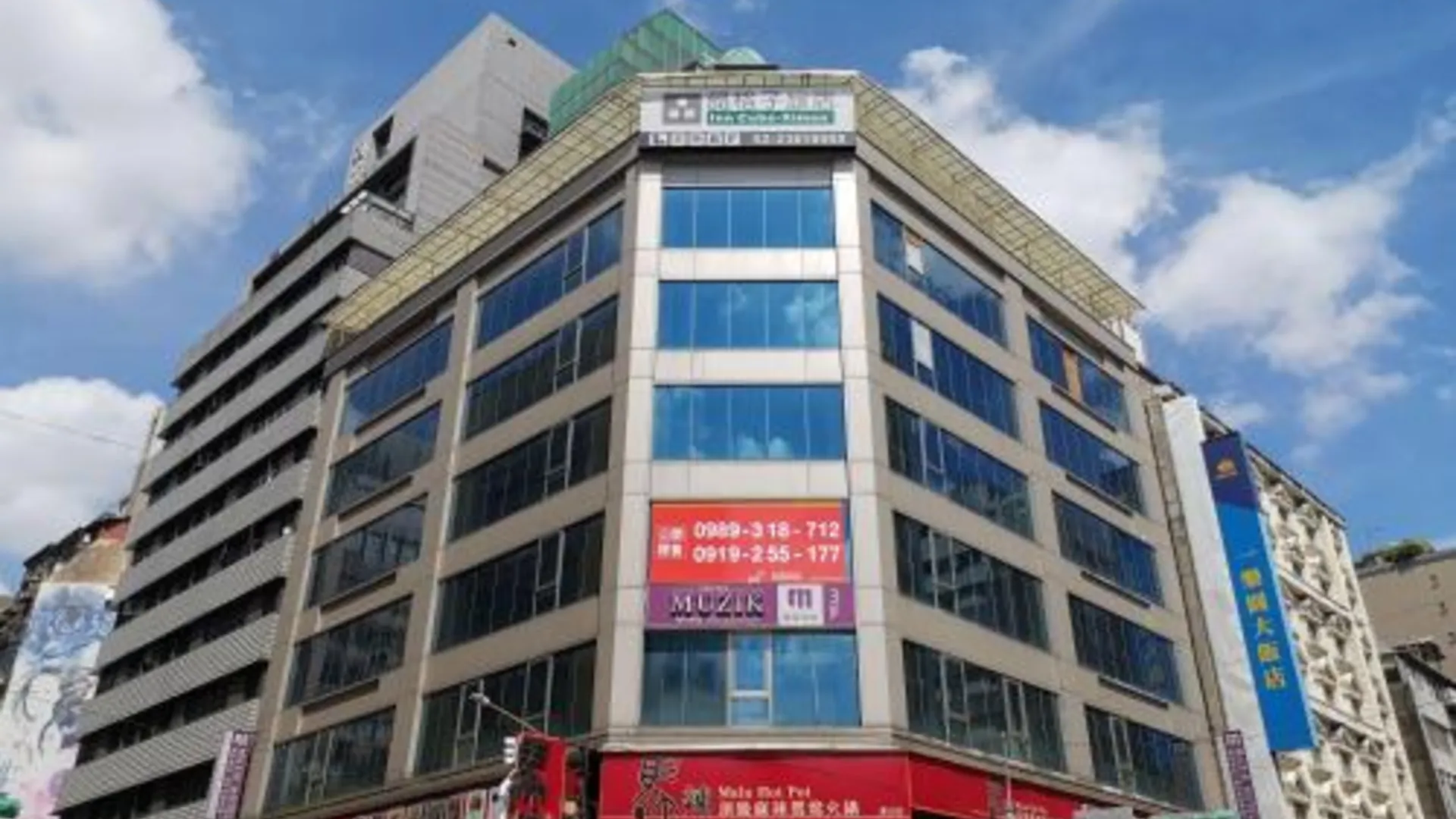 타이베이 인 큐브 지먼 2성급 호텔 수영장