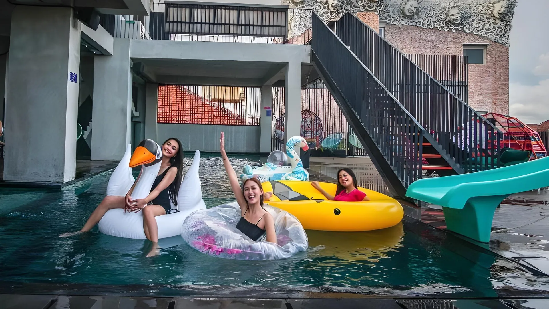 발리 카라 카라 인 3성급 호텔 스위트룸