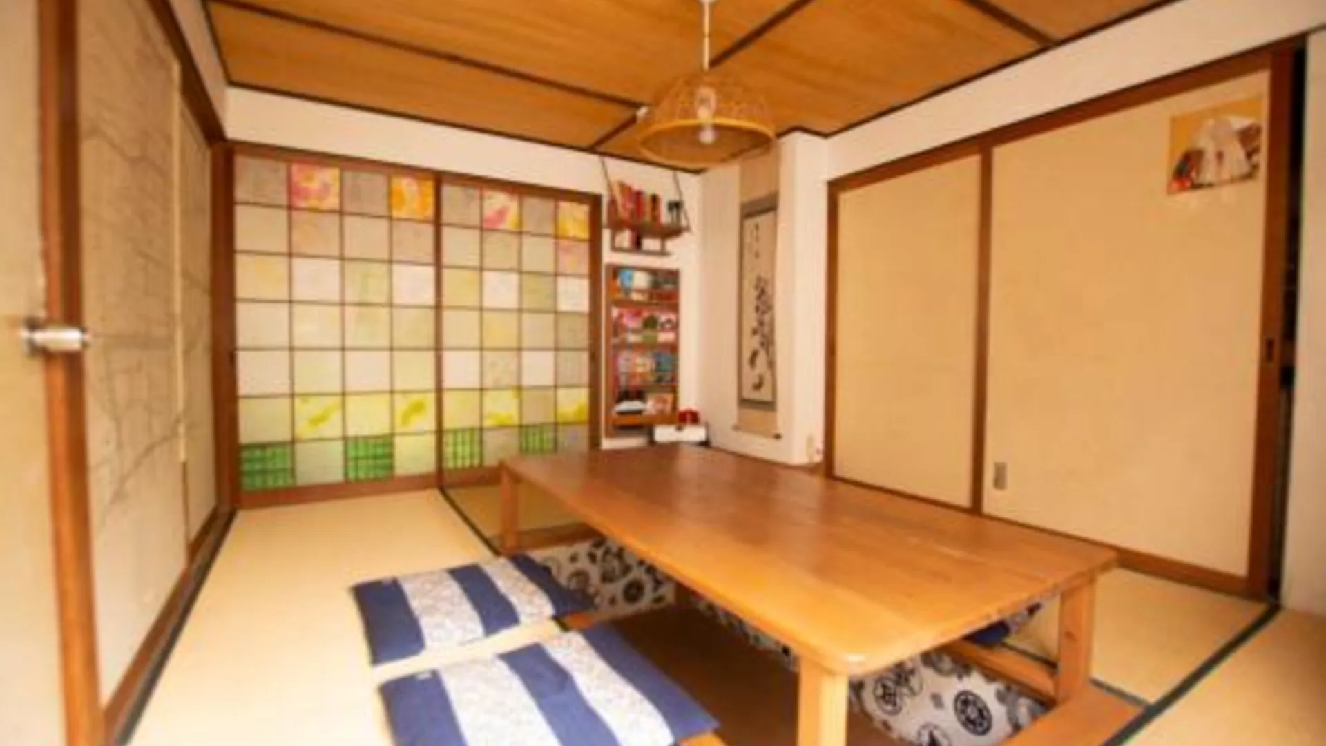 교토 게스트하우스 본 1성급 호텔 로비