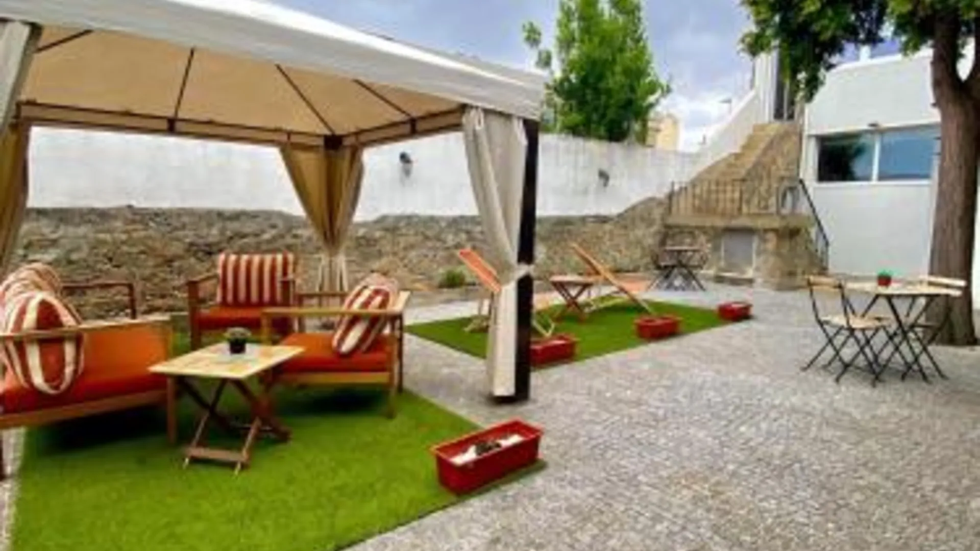 포보아 데 바짐 ó Poboa Guesthouse 4성급 호텔 수영장