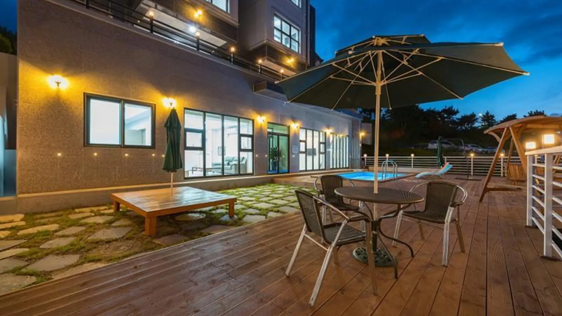 삼척 삼척 카라스파펜션 4성급 게스트하우스 레스토랑