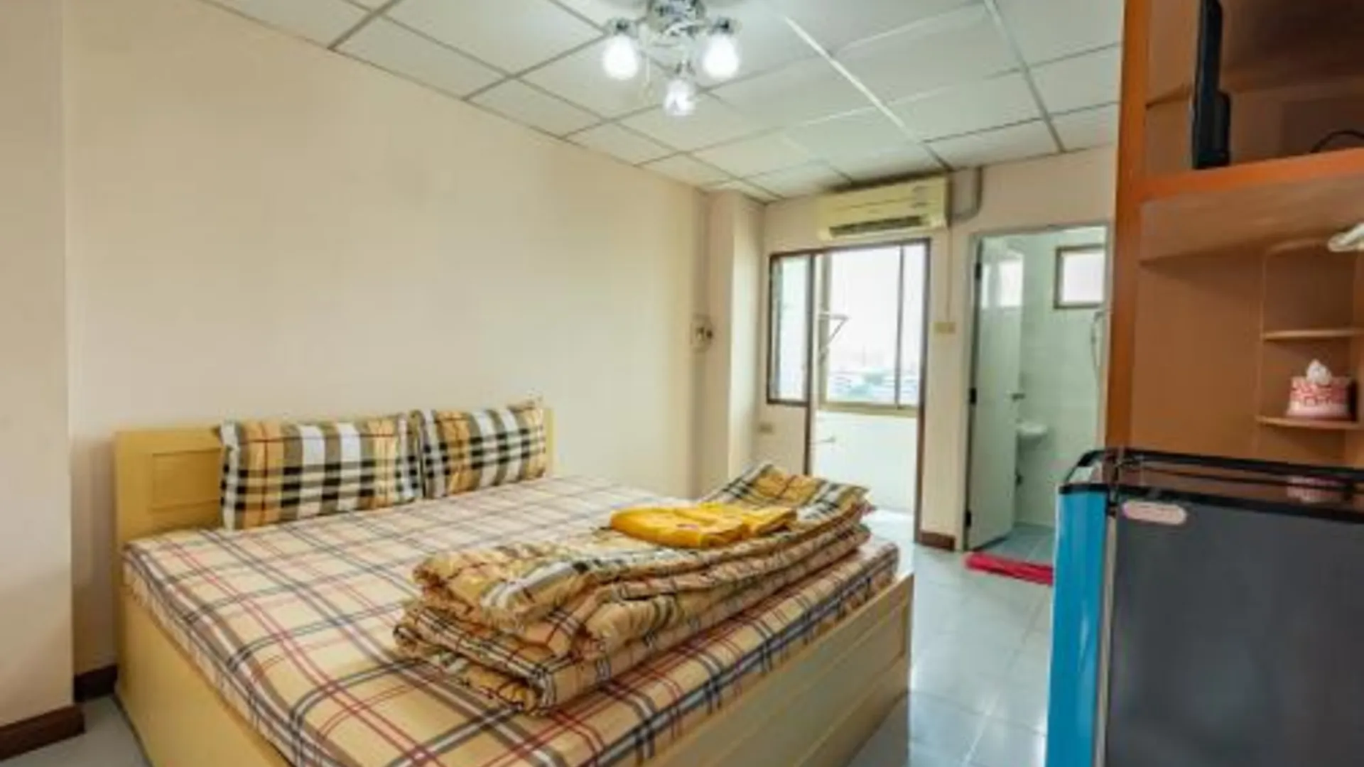 방콕 탓 레지던스 2성급 호텔 스위트룸