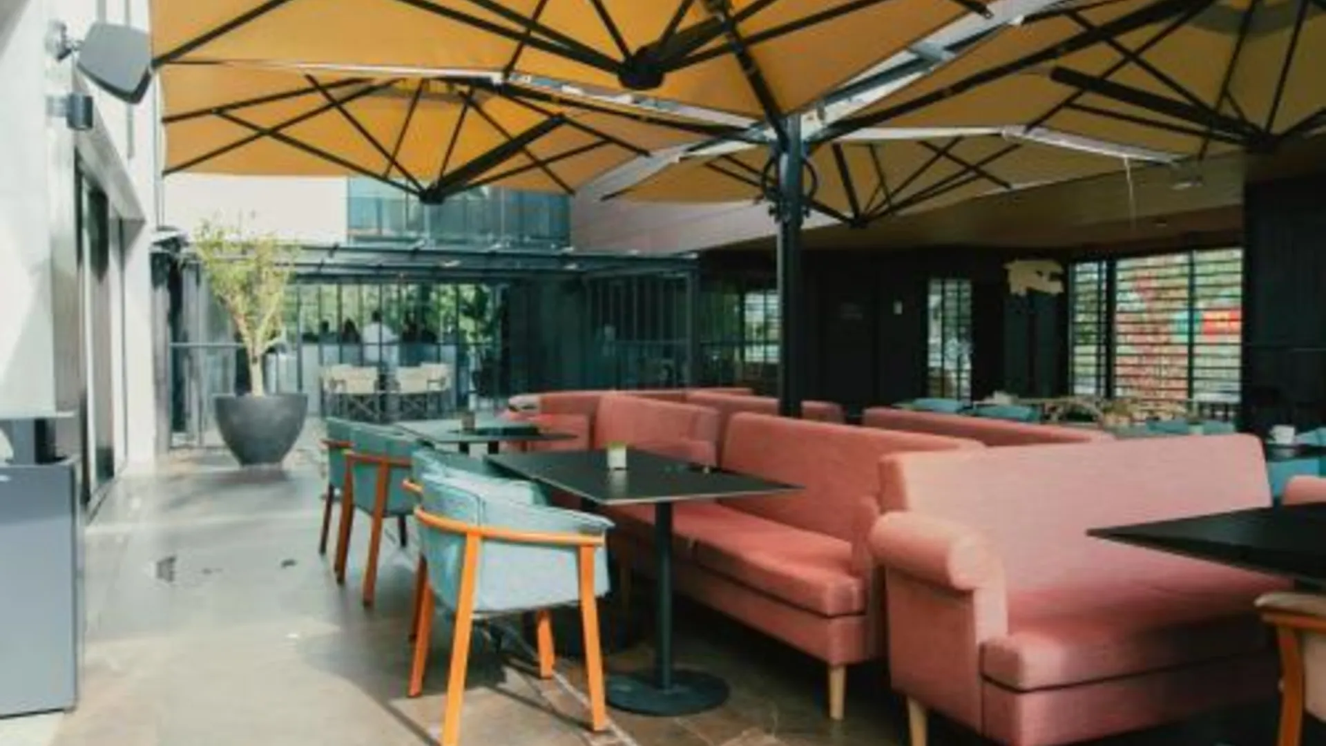 로르스 ibis Styles Lisboa Aeroporto 3성급 호텔 수영장