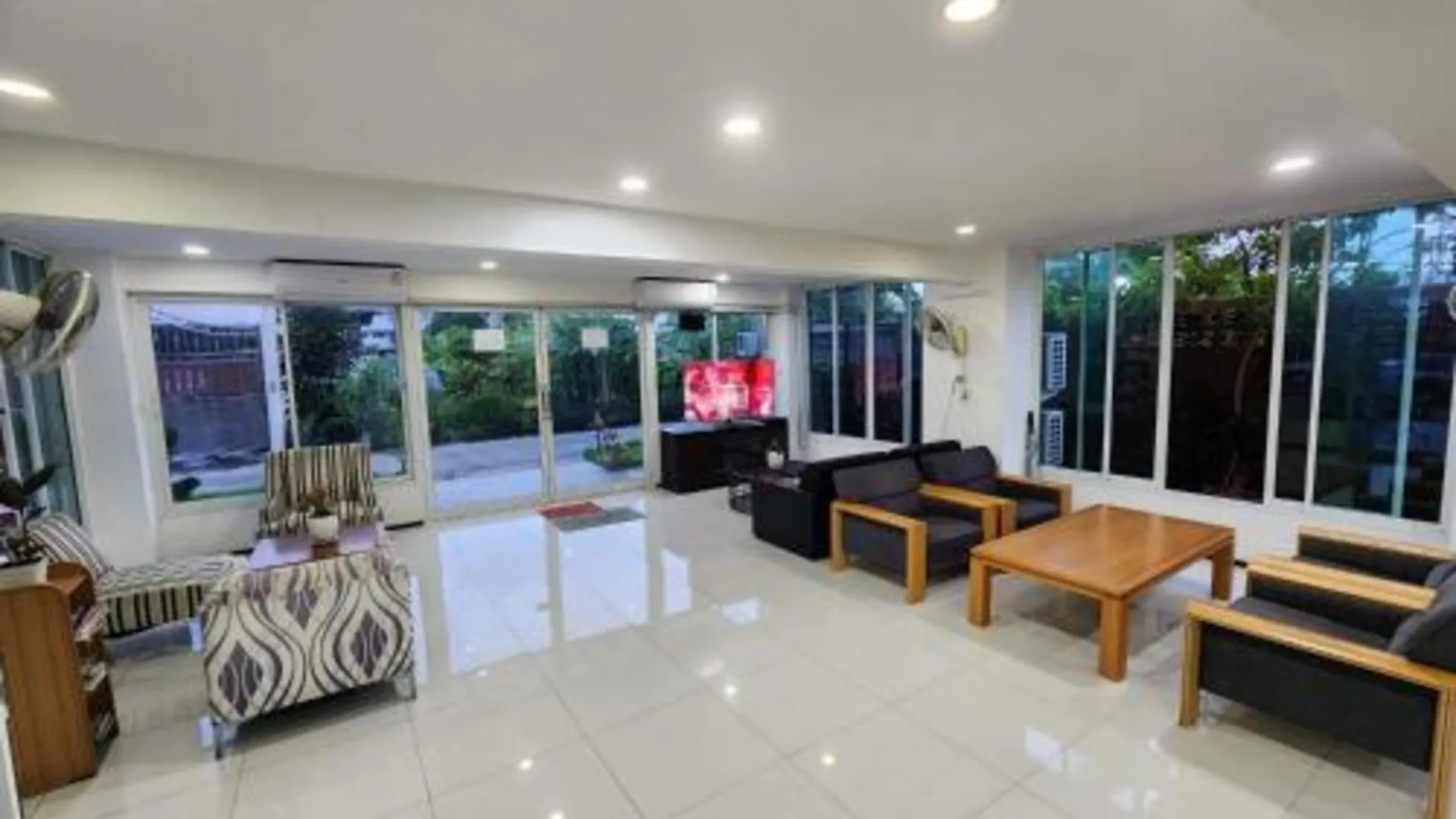 방콕 Psm at Donmueng 2성급 호텔 로비