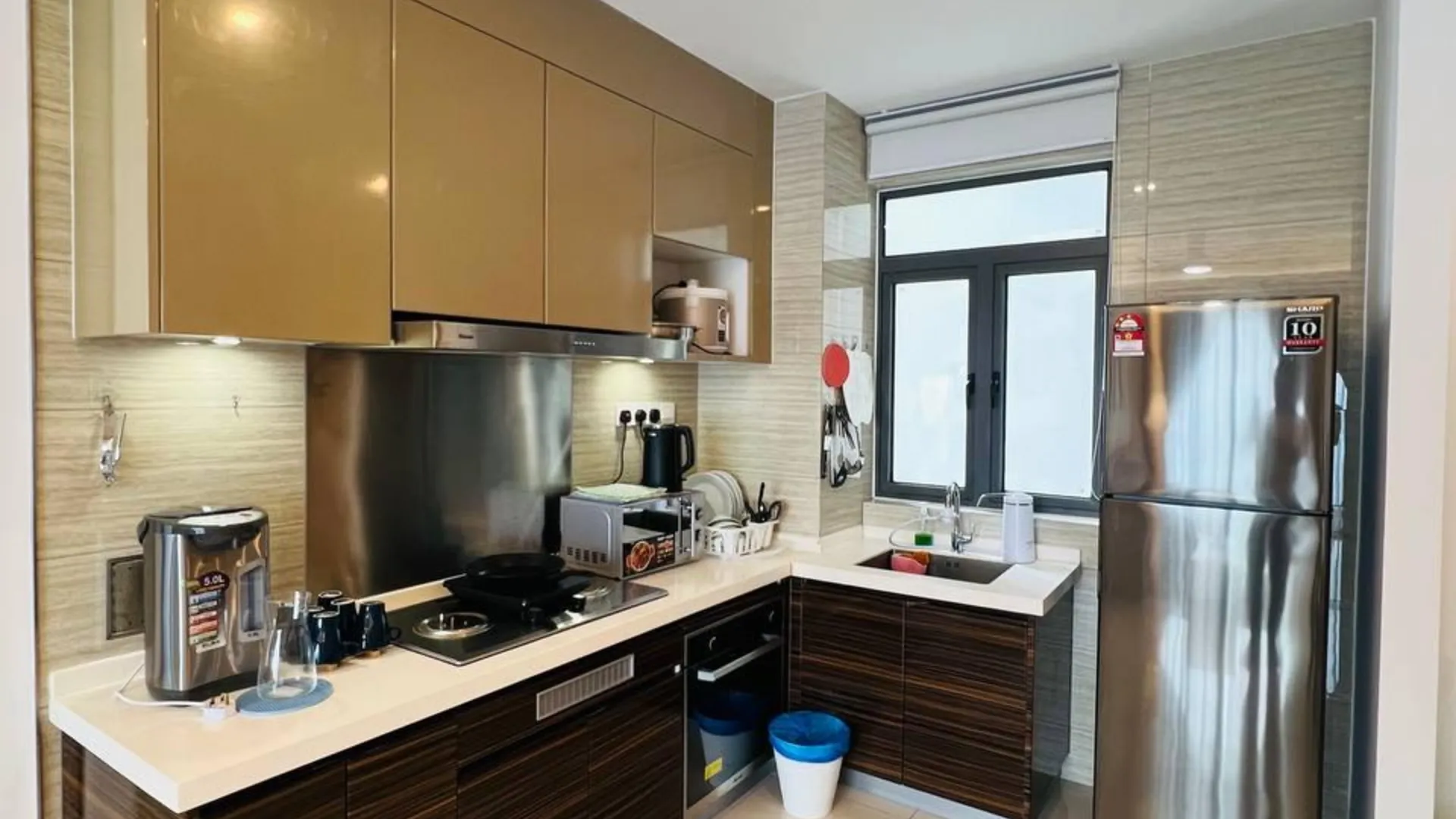 조호바루 / 조호르바루 조호바루의 아파트먼트 (75m², 침실 2개, 프라이빗 욕실 2개) 4성급 싱글룸 레스토랑