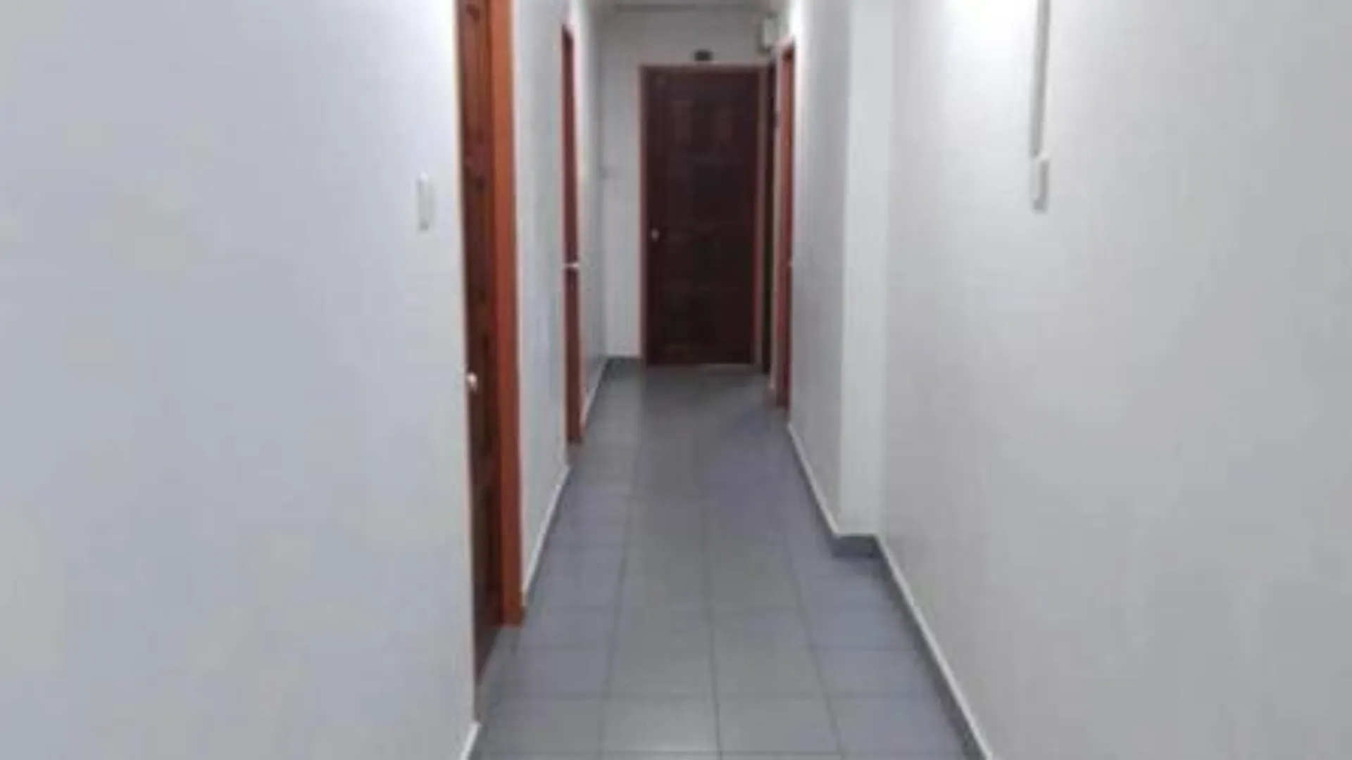 카핏 DUNG FANG HOTEL 1성급 호텔 외관