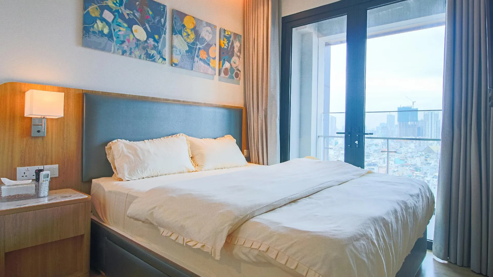 호치민 4군의 아파트먼트 (85m², 침실 2개, 프라이빗 욕실 2개) 5성급 싱글룸 객실