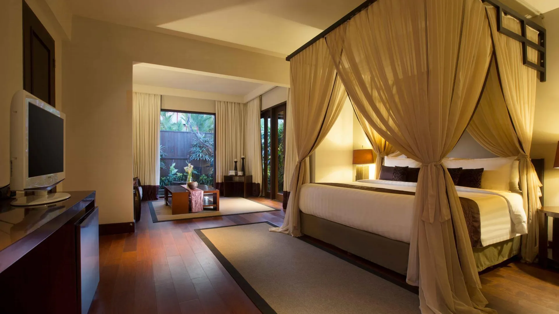 발리 알라야 데다운 쿠타 5성급 호텔 전망