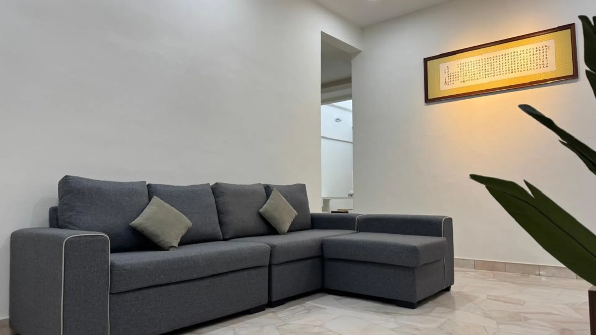 이포 타만 반다라야의 프라이빗 하우스 (m², 침실 3개, 프라이빗 욕실 2개) 3성급 게스트하우스 로비