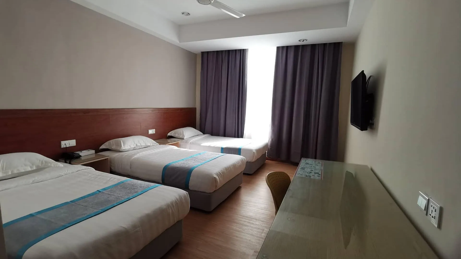 코타키나발루 TD 캐피탈 호텔 이나남 2성급 호텔 객실