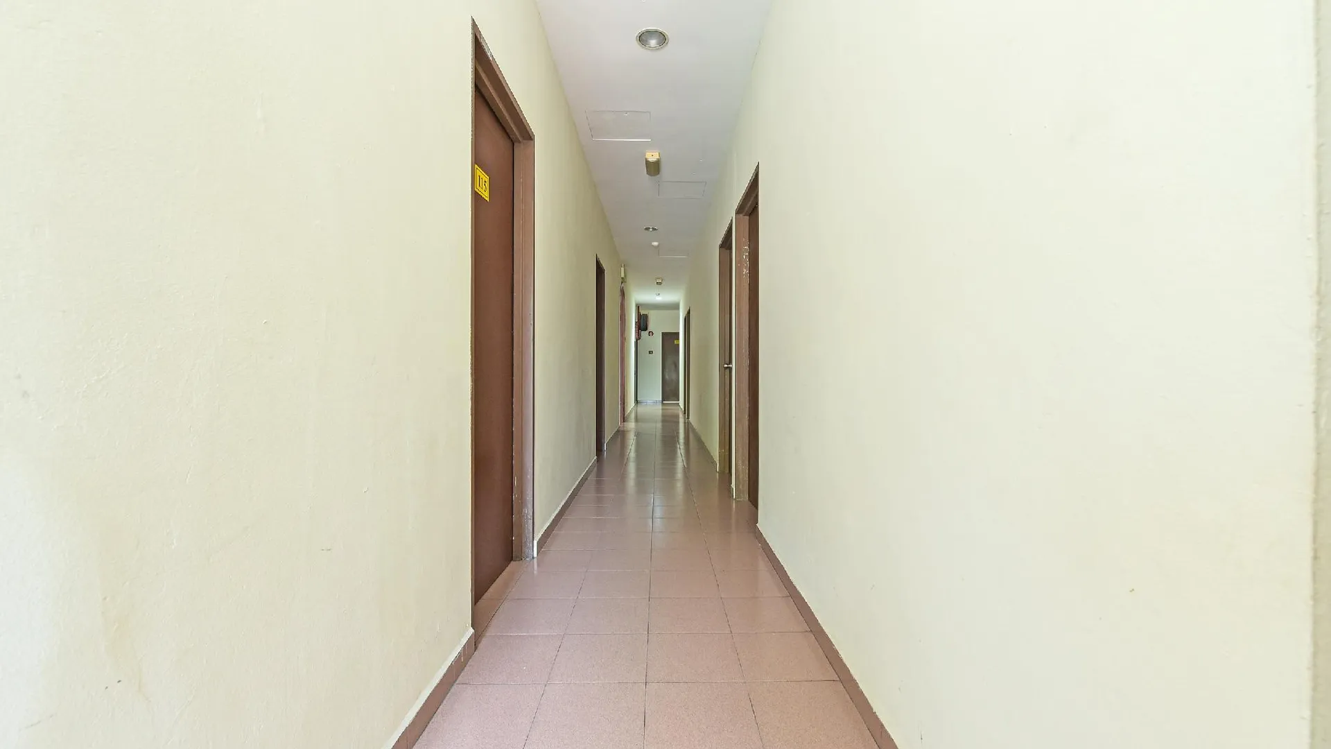 세리 만중 SPOT ON 91178 Motel Impian 2성급 호텔 레스토랑