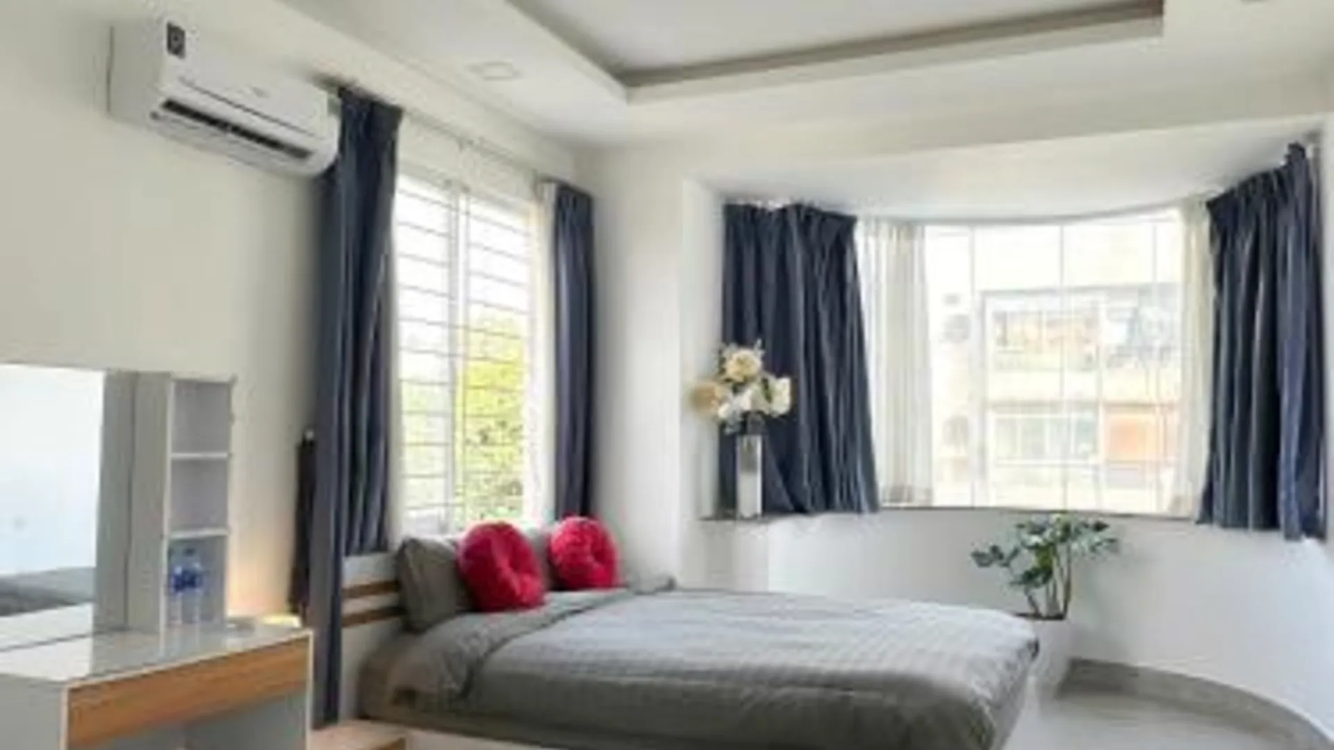 호치민 코지 사이공 선셋 아파트먼트 - 스텝스 투 부이비엔 3성급 호텔 스위트룸