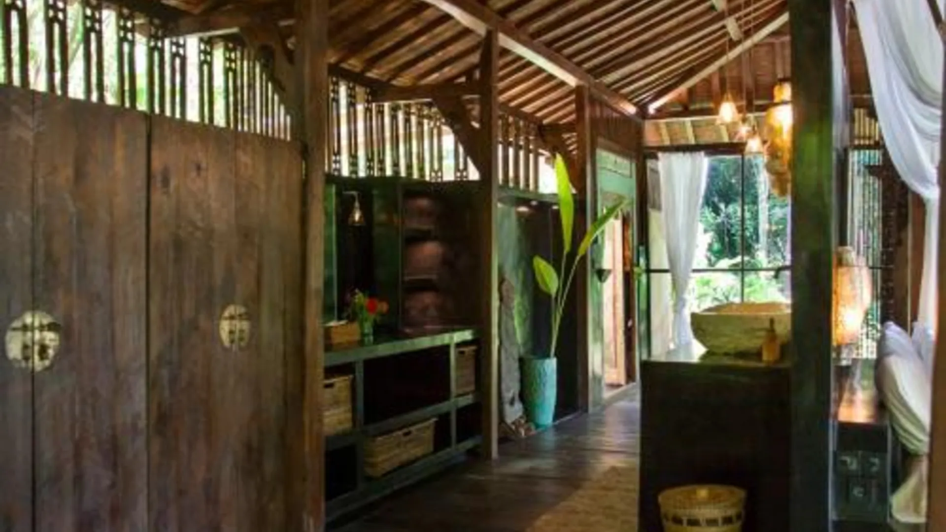 발리 Villa Mahadevi 2 Ubud Jungle Retreat Joglo 4성급 싱글룸 부대시설