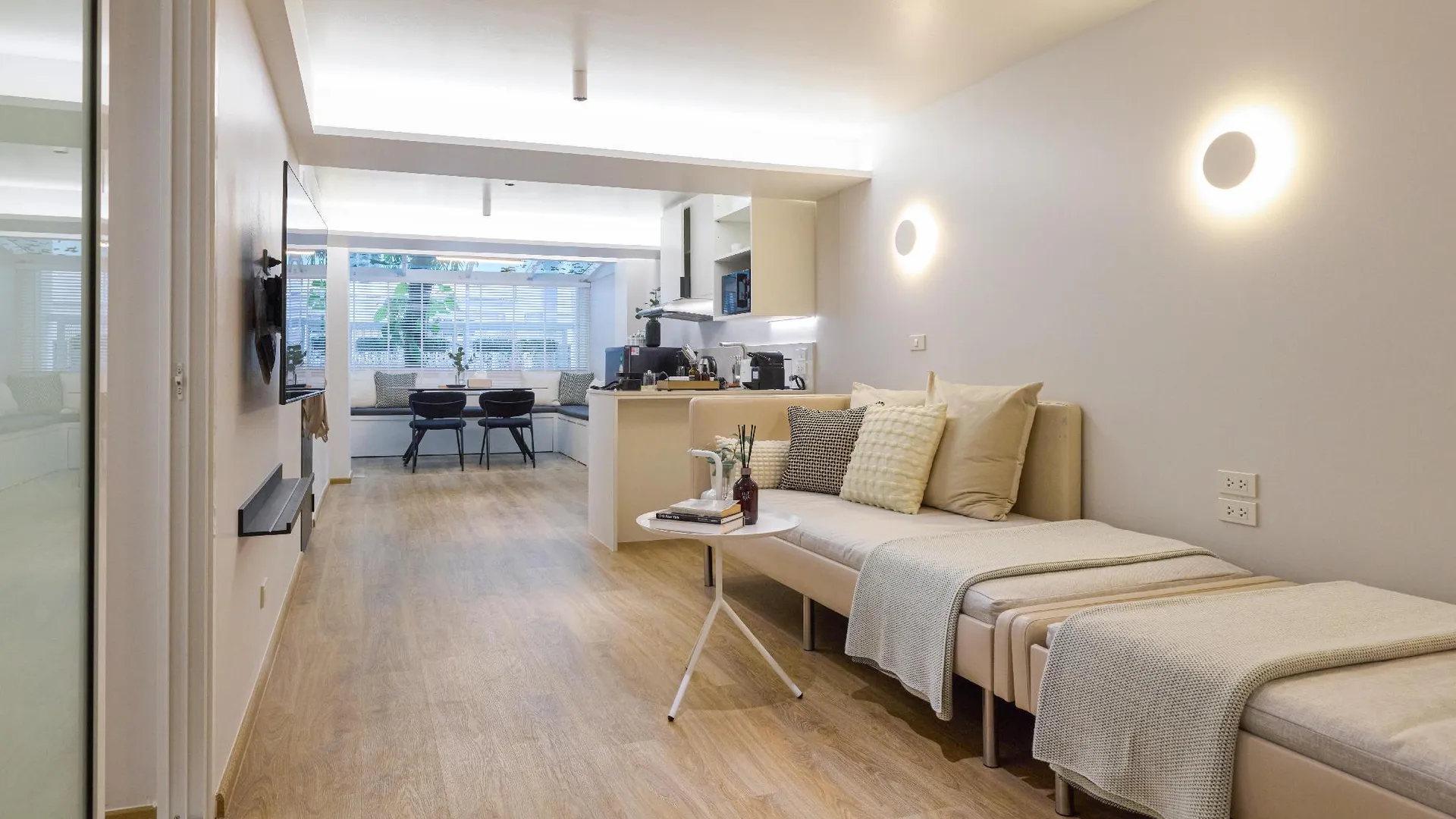 방콕 수쿰윗 / 스쿰빗의 아파트먼트 (115m², 침실 4개, 프라이빗 욕실 2개) 3성급 싱글룸 스위트룸