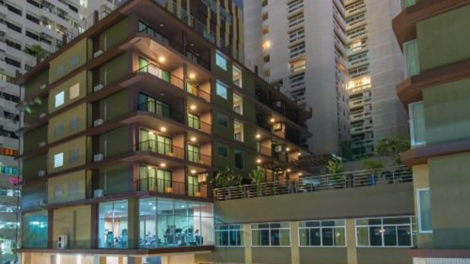 방콕 다이나스티 그랜드 호텔 4성급 호텔 외관