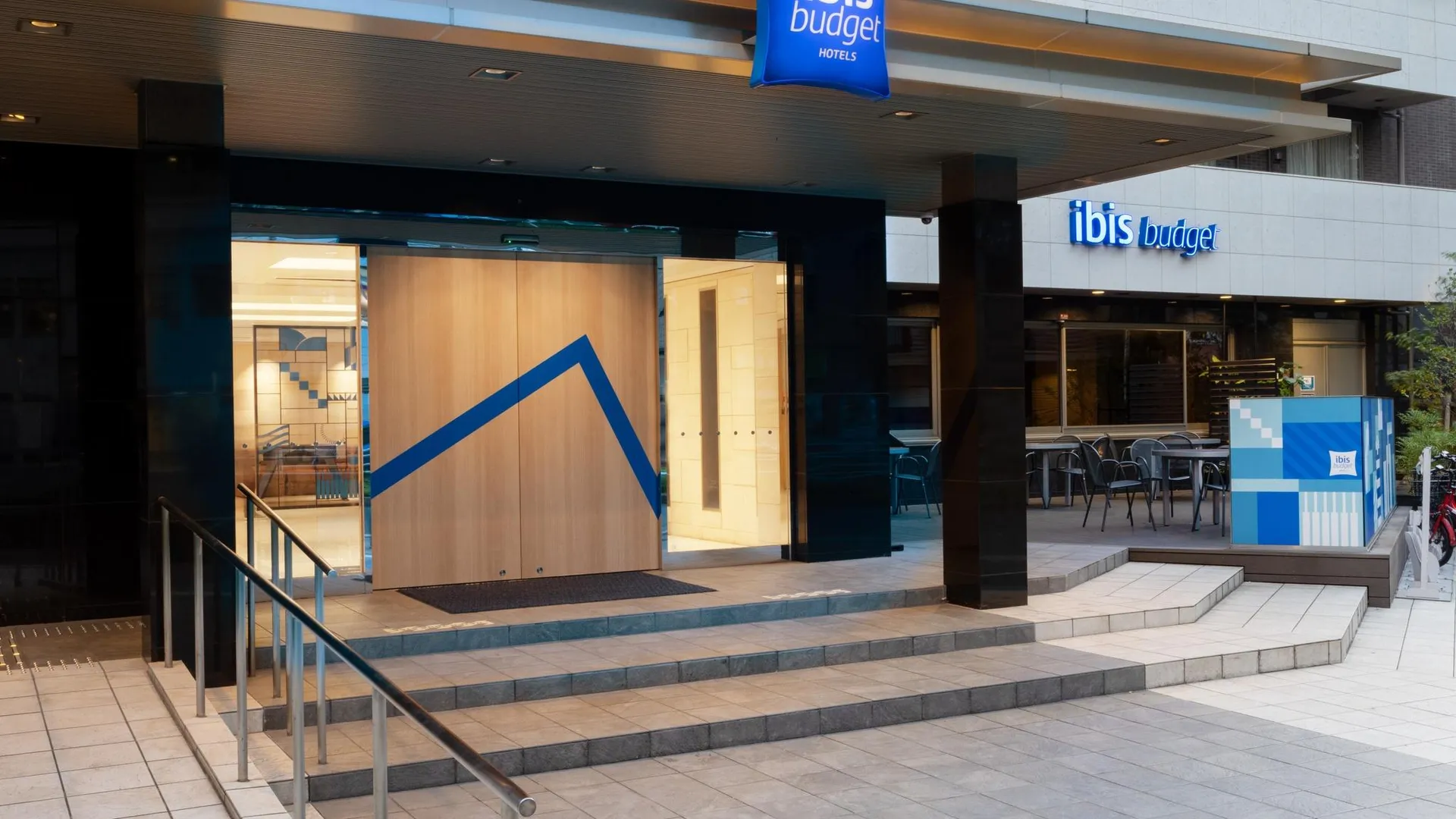 오사카 이비스 버짓 오사카 우메다 3성급 호텔 객실