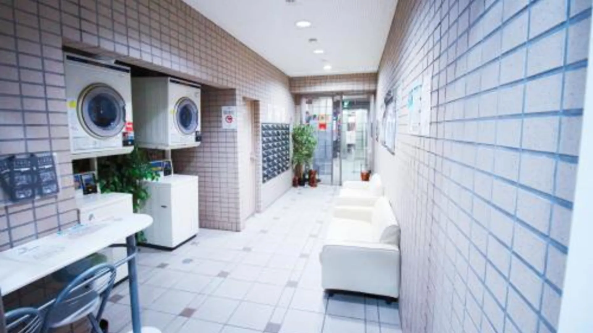 오사카 호텔 아론 츠텐 웨스트 4성급 게스트하우스 부대시설