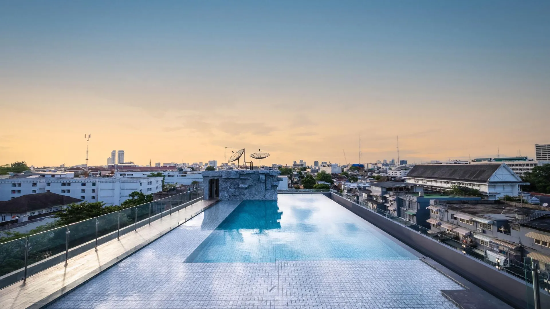 방콕 아야톤 방콕 4성급 호텔 부대시설