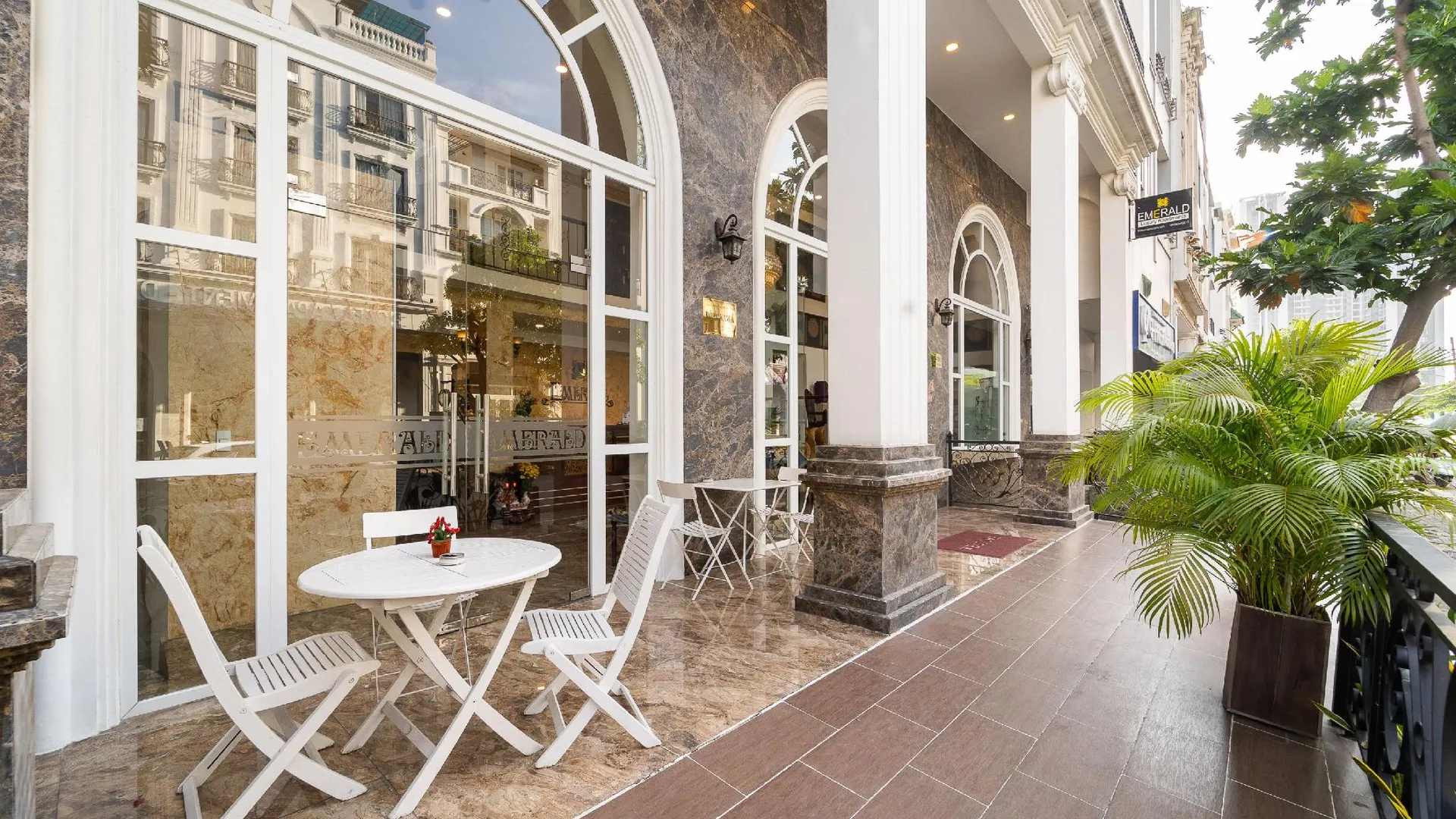 호치민 컬렉션 O 에메랄드 럭셔리 아파트먼트 - SECC 근처 3성급 호텔 외관