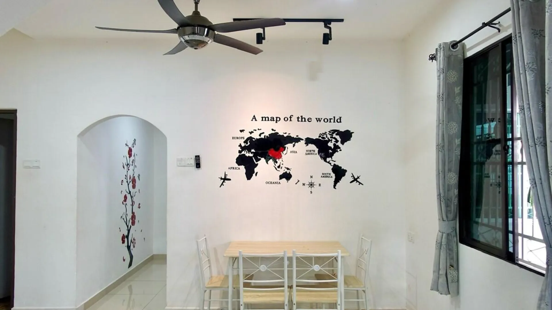 이포 이포 시티의 프라이빗 하우스 (100m², 침실 4개, 프라이빗 욕실 2개) 3성급 게스트하우스 로비