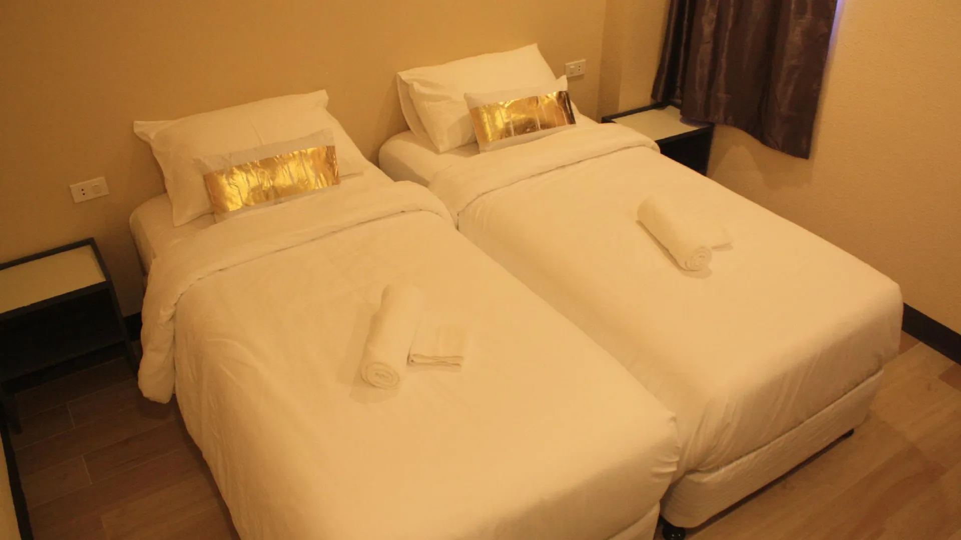 세부 바빌론 오슬롭 코스트 게스트하우스 2성급 호텔 스위트룸