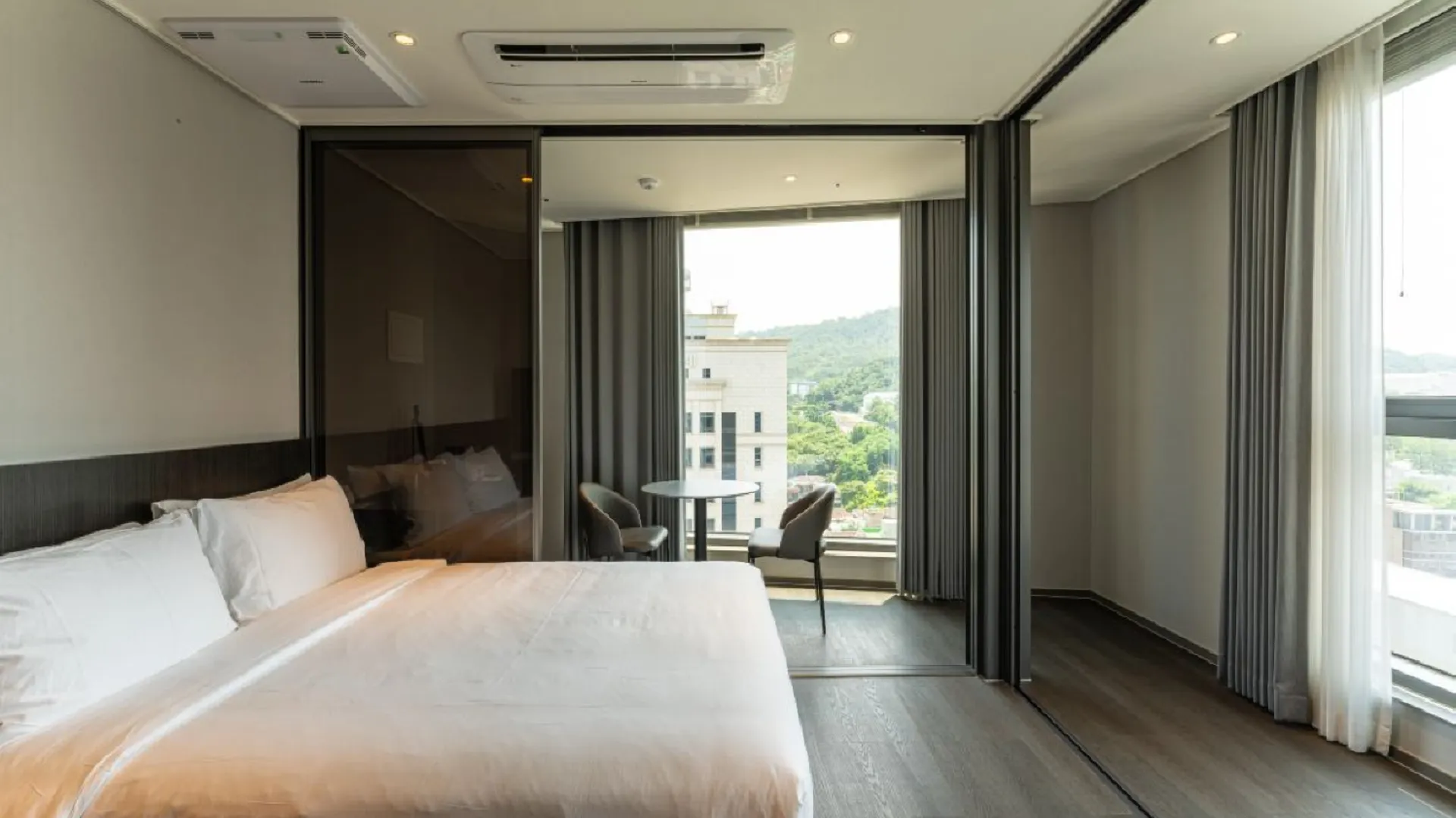 서울 홈즈스테이명동 4성급 게스트하우스 스위트룸