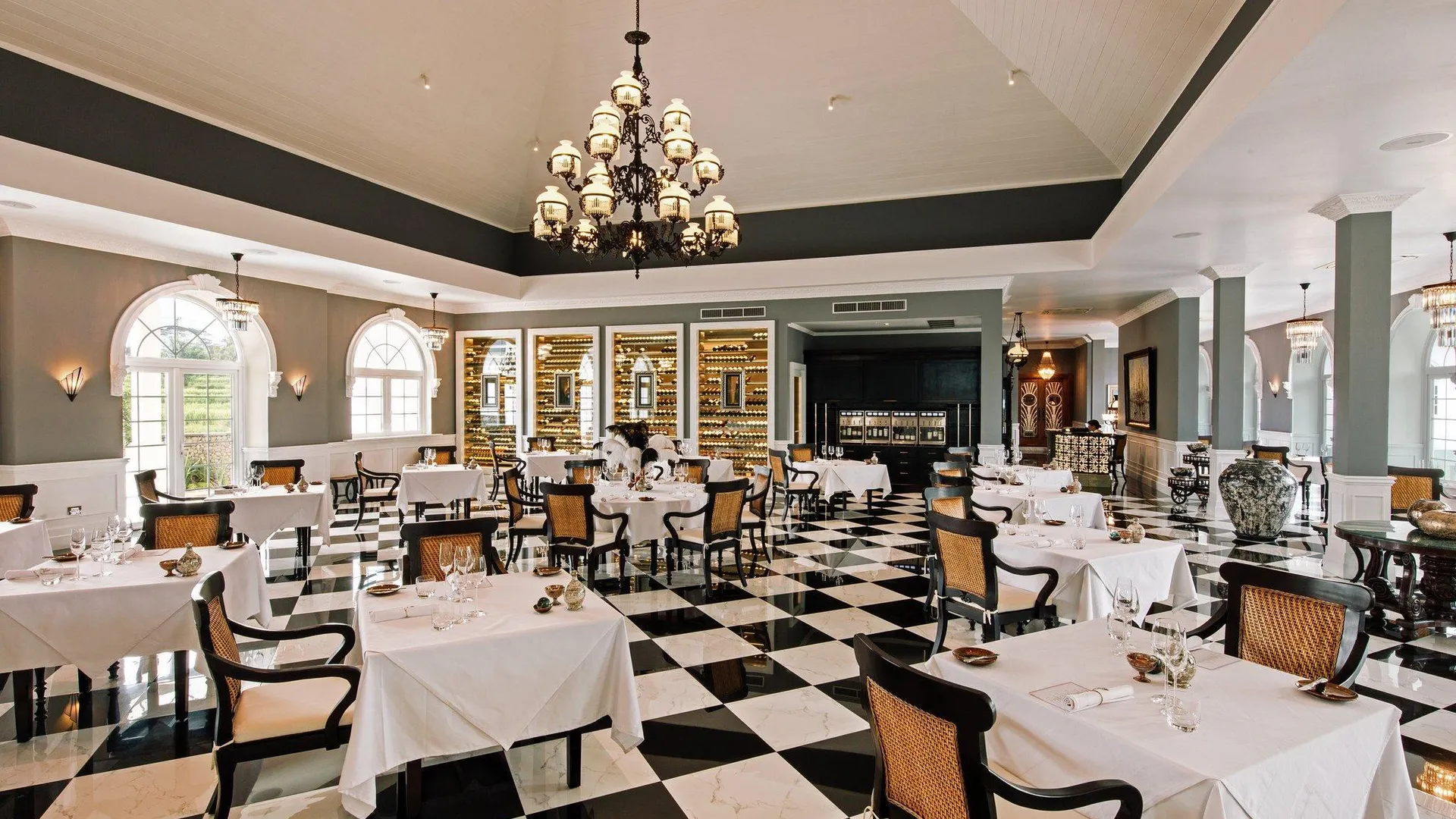 발리 바이스로이 발리 5성급 호텔 레스토랑