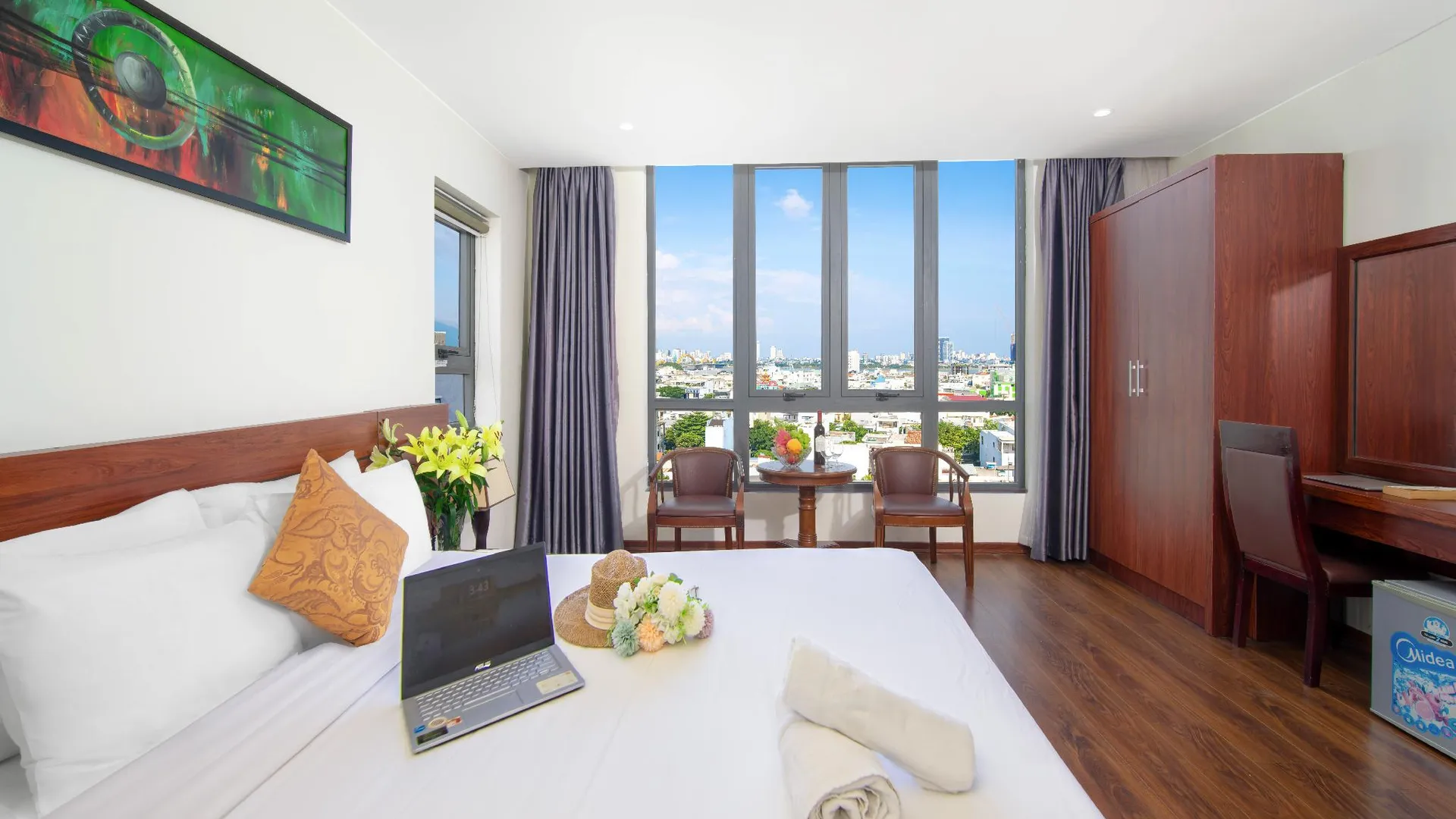 다낭 꿕 꾸엉 센터 다낭 호텔 바이 하빌랜드 3성급 호텔 스위트룸