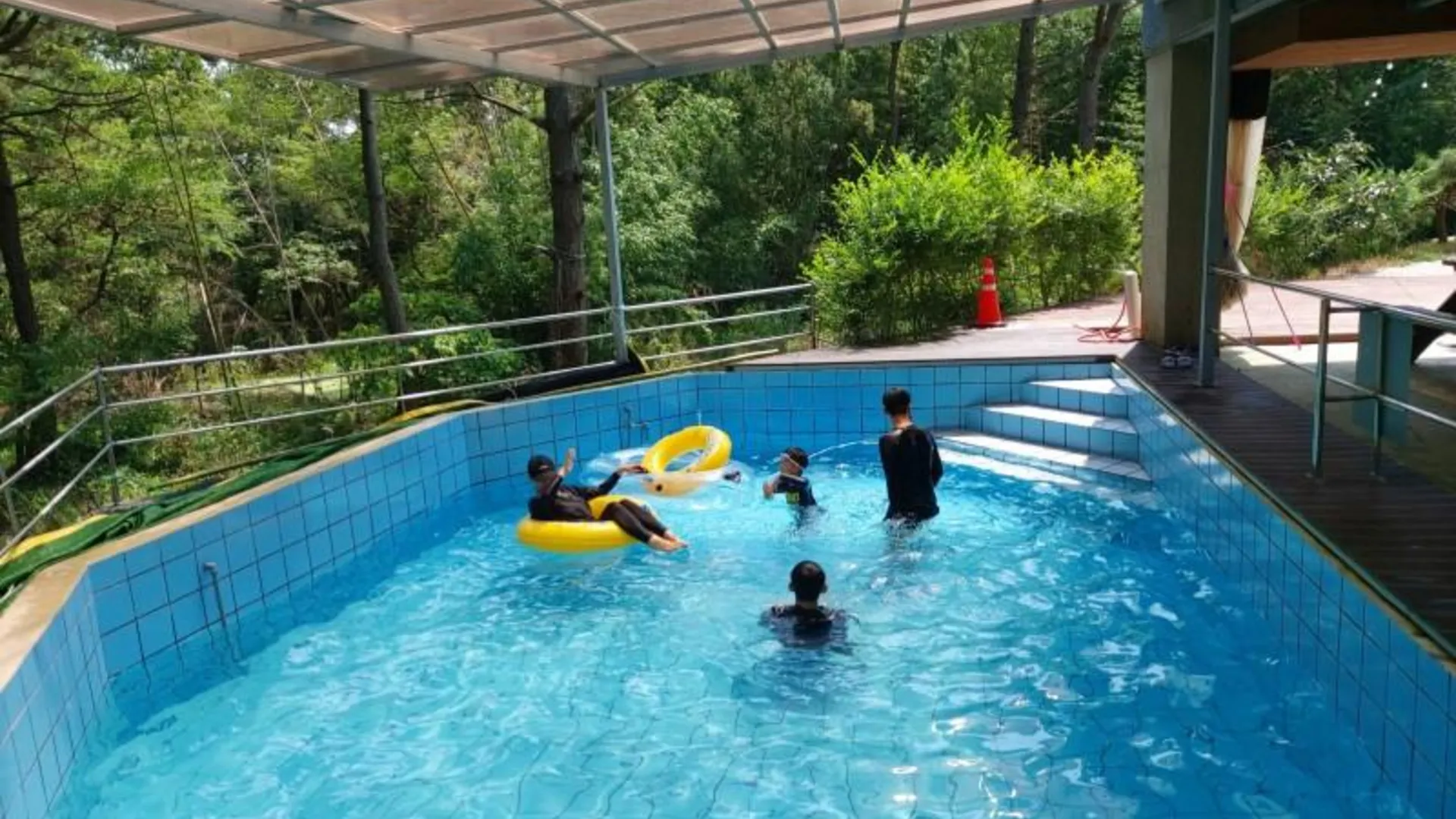 전주 고창 별그리는펜션 3성급 게스트하우스 레스토랑