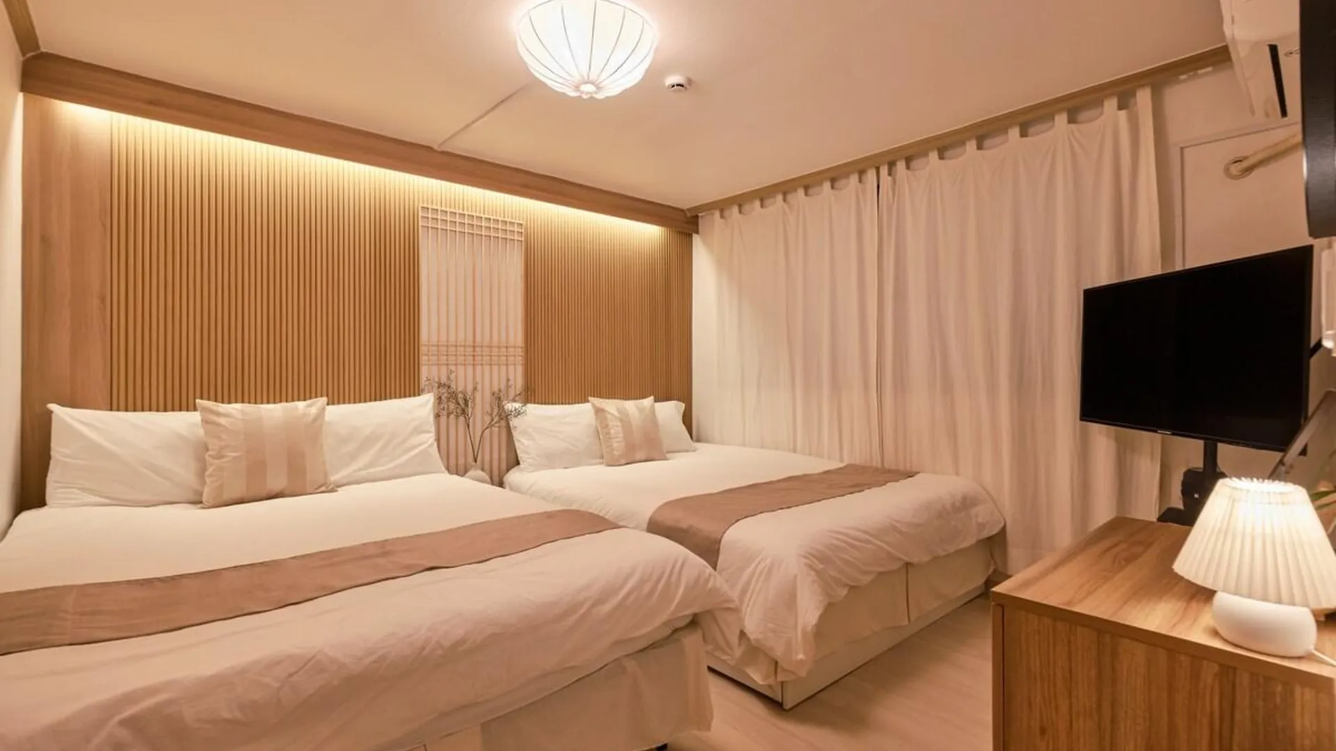 서울 [Zen House,Jamsil]석촌호수를 품은 아늑한 숙소#롯데타워 #KSPO#종합운동장 4성급 게스트하우스 스위트룸