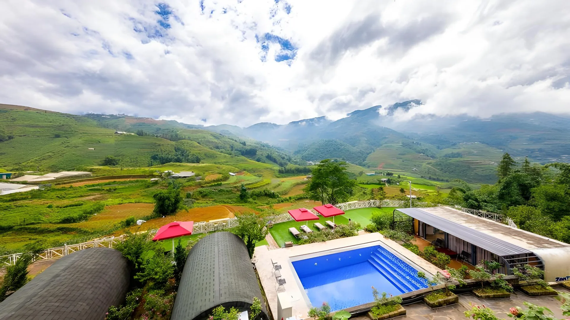 사파 JK 사파 홈스테이 앤 스위밍풀 4성급 게스트하우스 외관