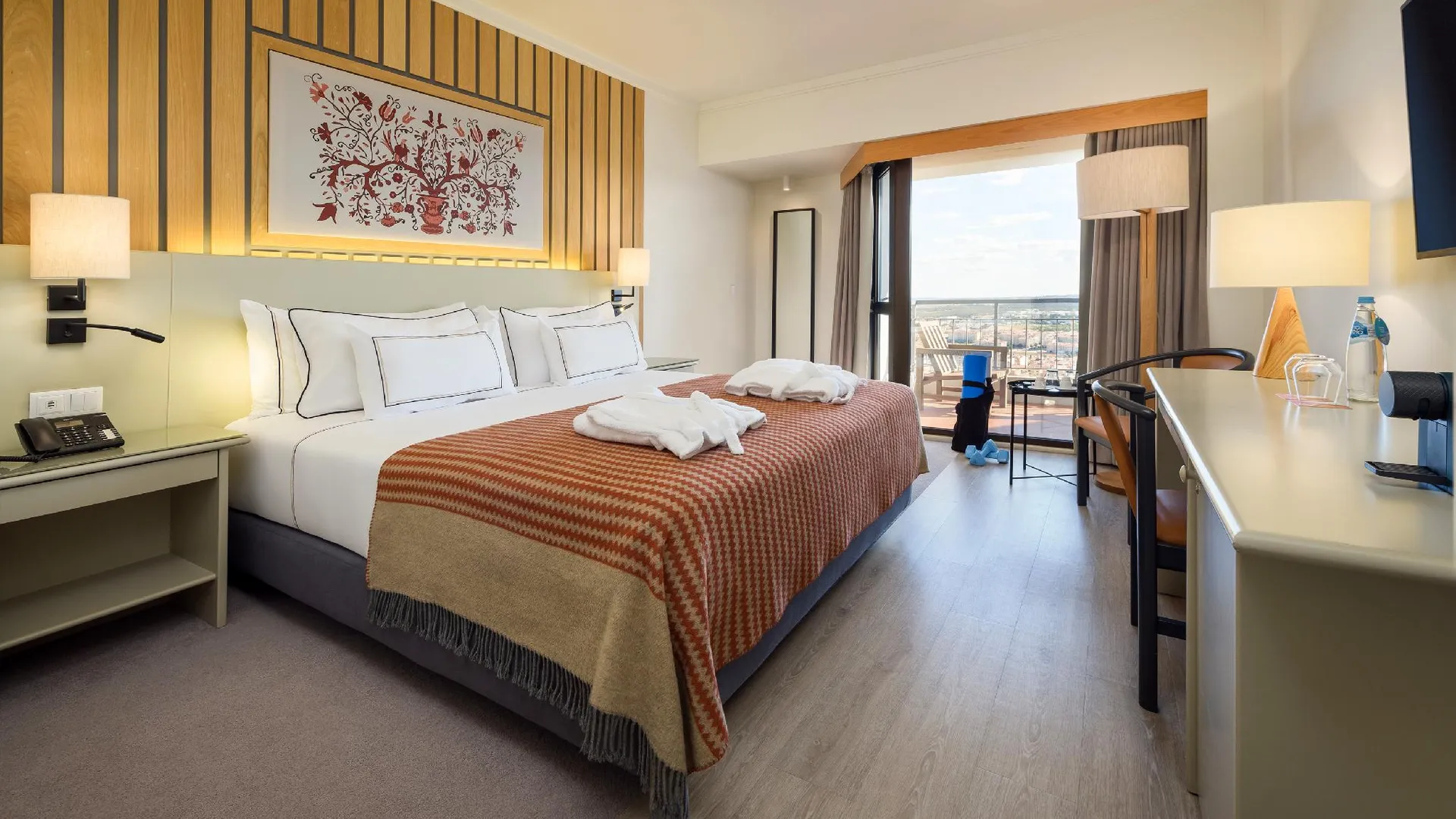 카스텔로 브란코 멜리아 카스텔로 브랑코 4성급 호텔 스위트룸