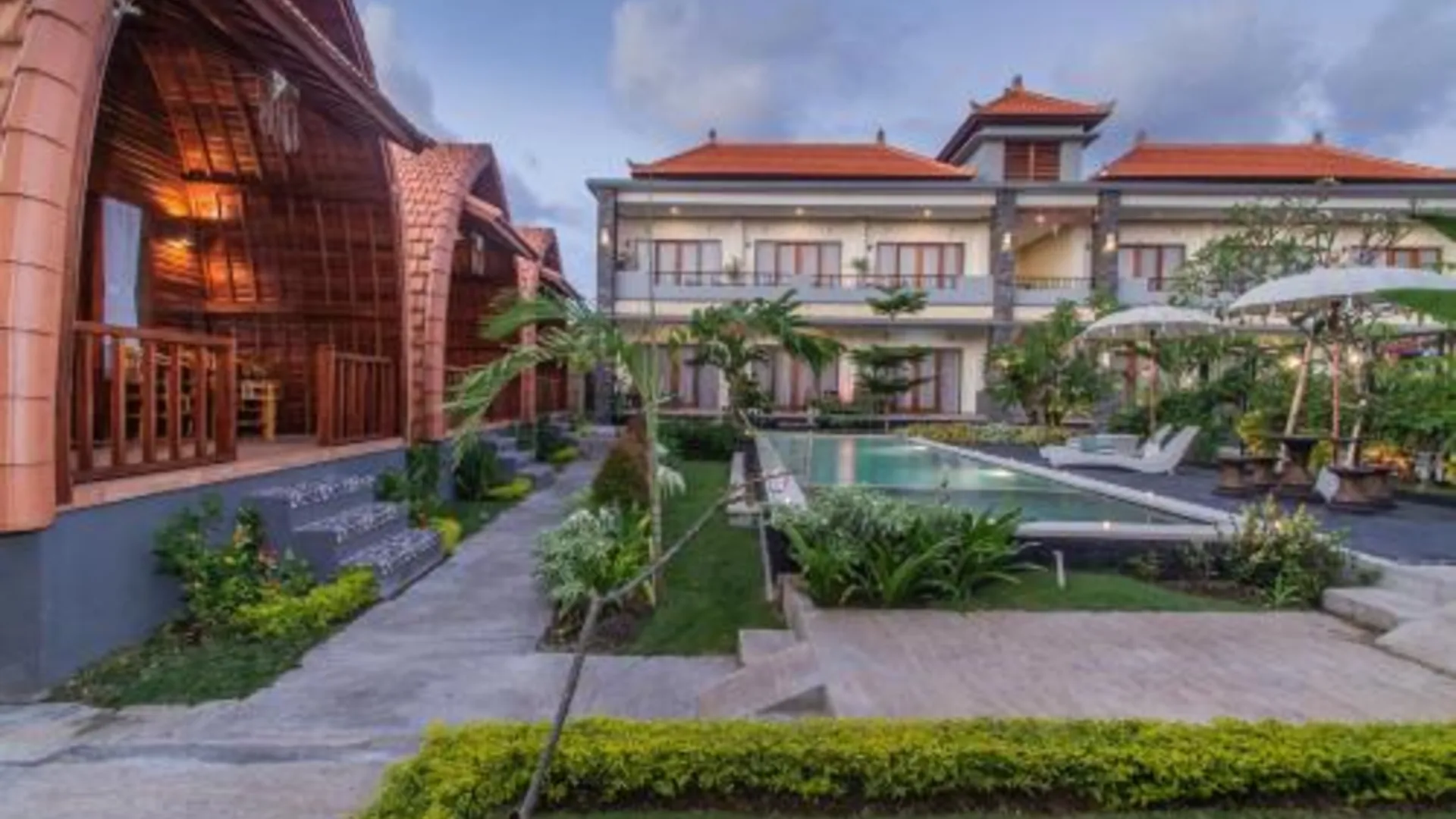 발리 마이라쿠 하우스 4성급 호텔 외관