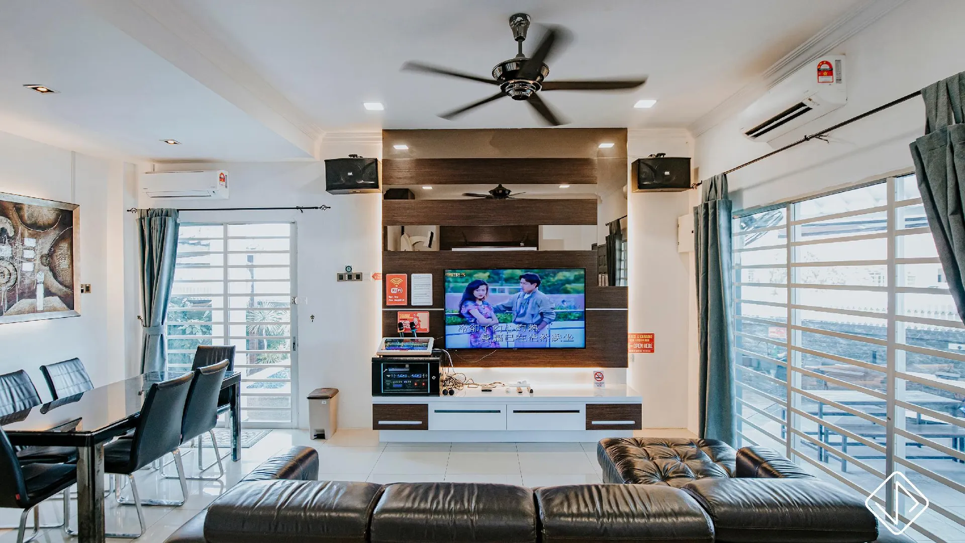 이포 이포 시티의 프라이빗 하우스 (2500m², 침실 4개, 프라이빗 욕실 3개) 3성급 싱글룸 로비