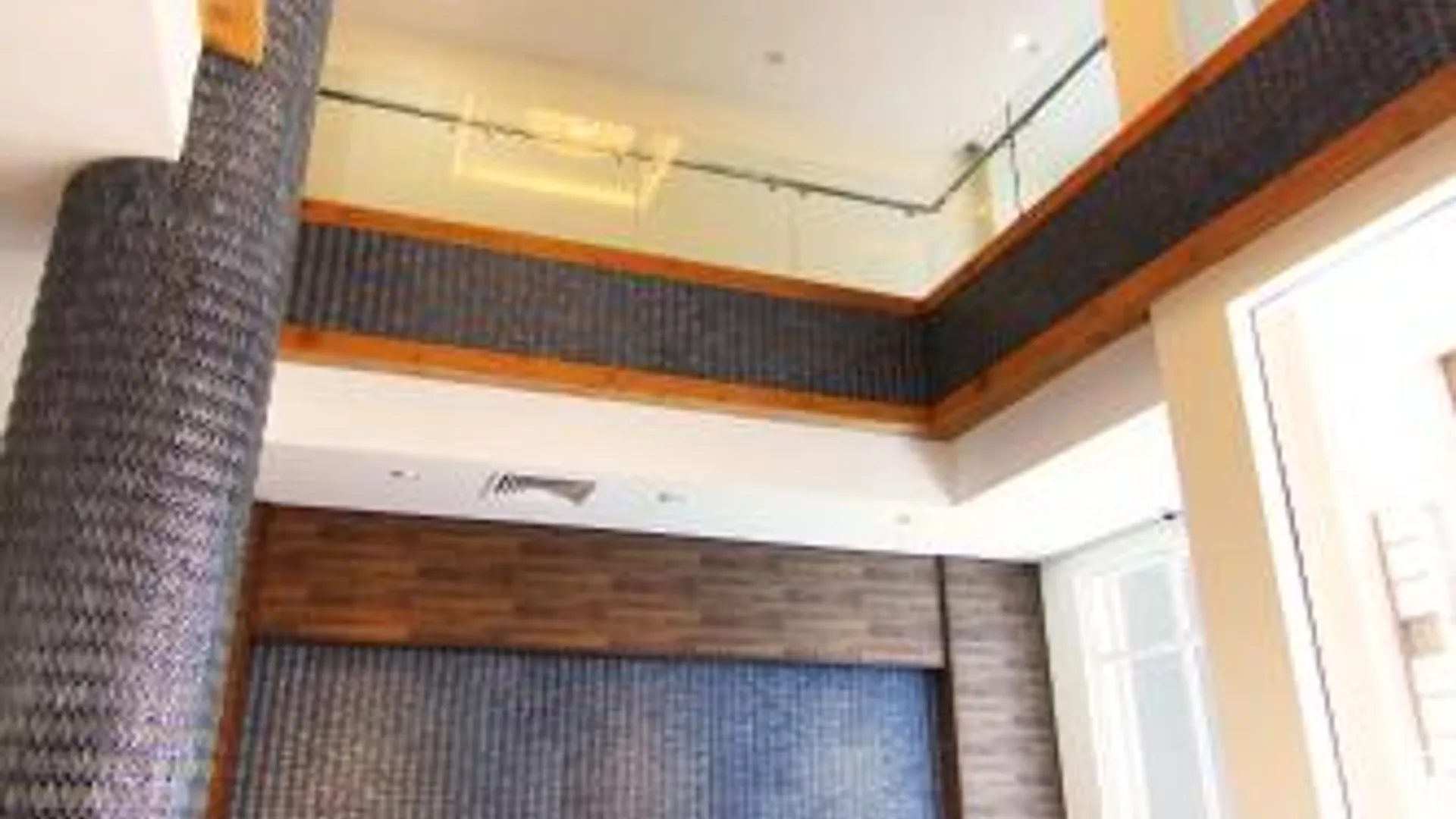 코타키나발루 푸타탄 플래티넘 호텔 3성급 호텔 외관