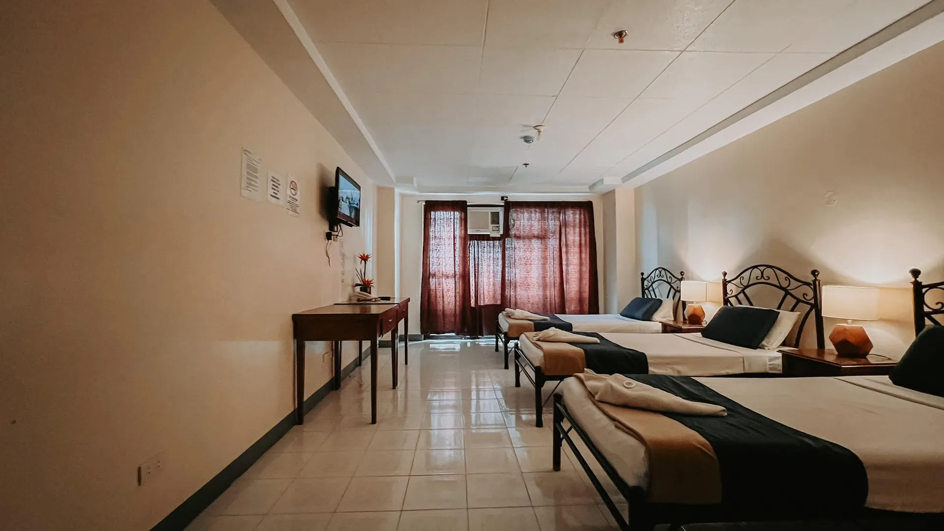 세부 푸엔테 호텔 데 세부 2성급 호텔 스위트룸