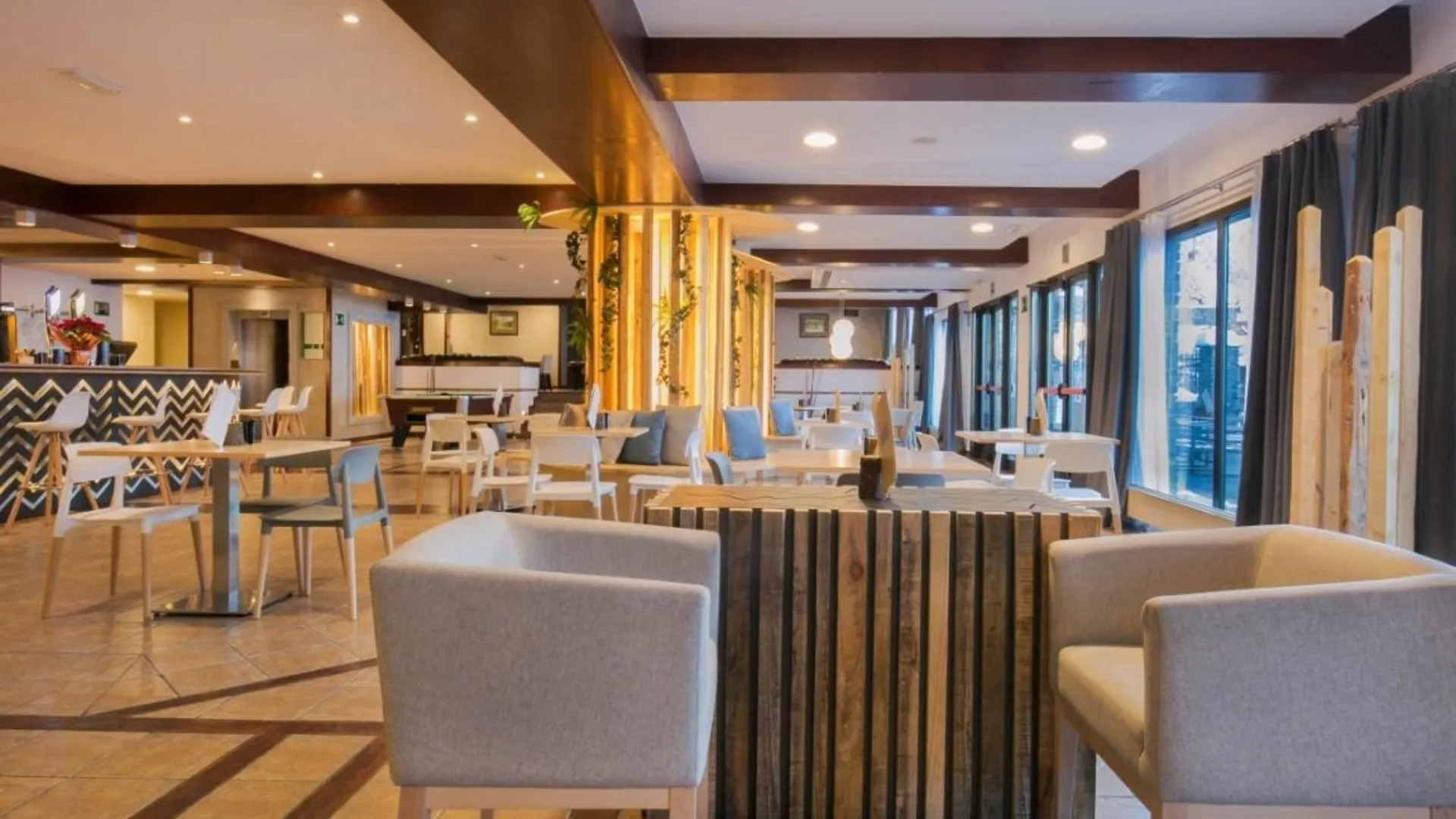 파로 스테이 호텔 파로 센트로 3성급 호텔 로비