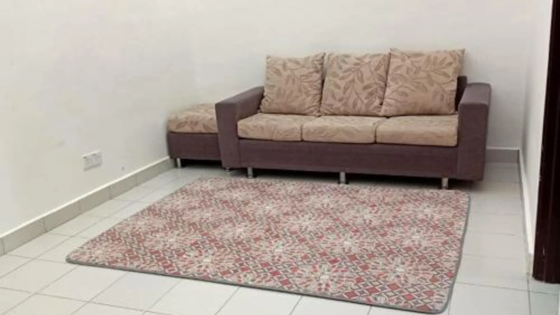 타나 메라 젤리의 프라이빗 하우스 (1400m², 침실 4개, 프라이빗 욕실 3개) 3성급 게스트하우스 스위트룸