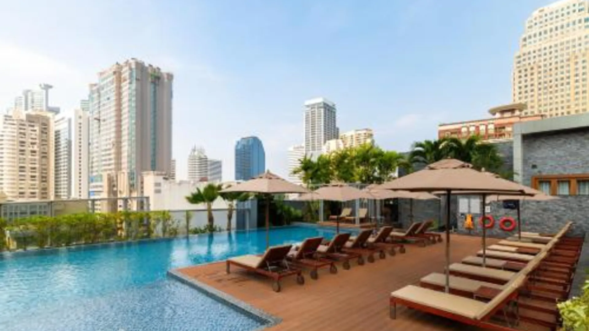 방콕 래디슨 블루 플라자 방콕 5성급 호텔 수영장