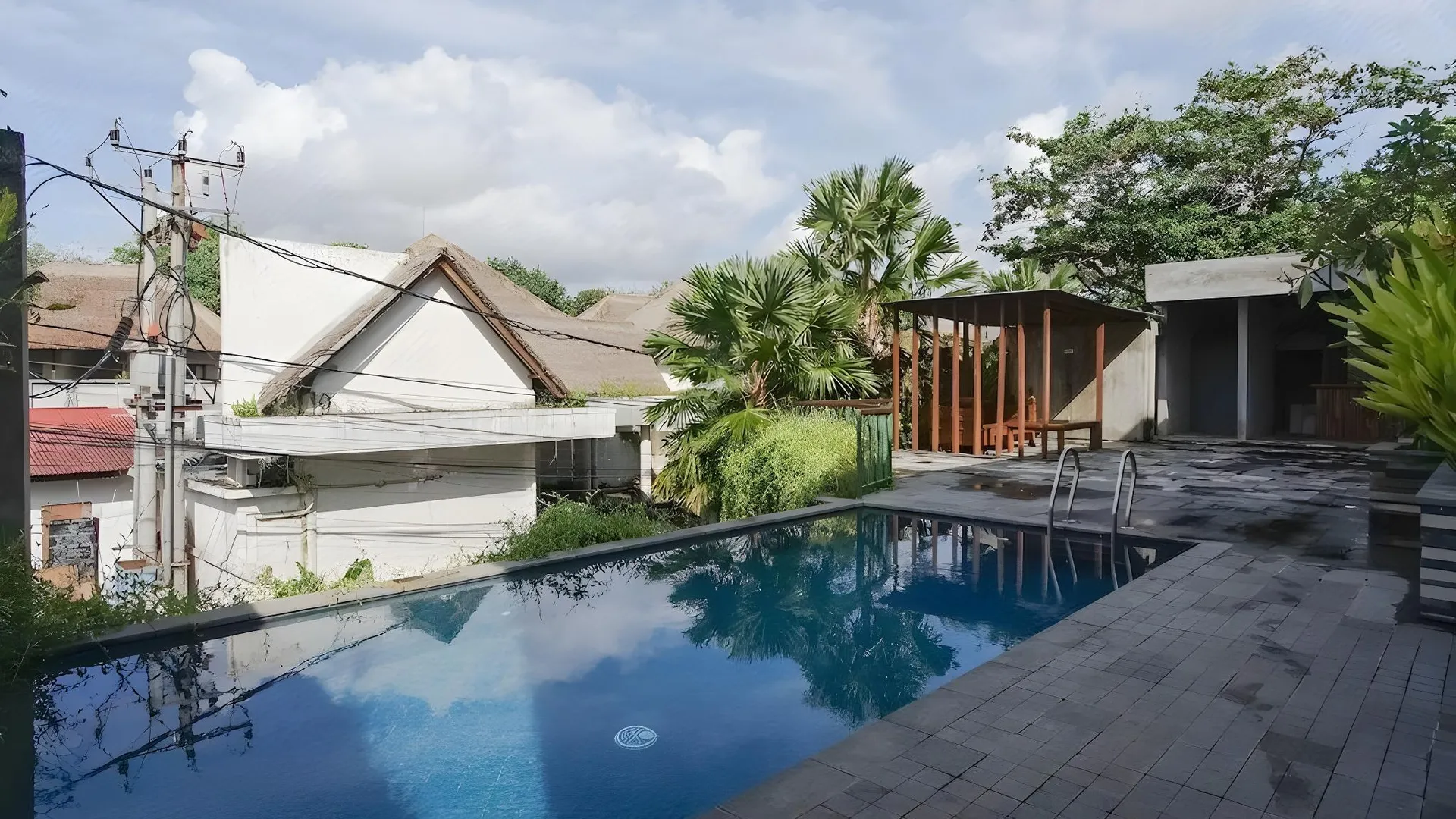 발리 아카르사 코코로 사누르 발리 2성급 호텔 로비