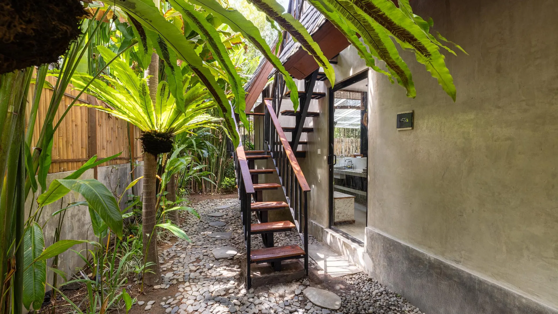 발리 짱구의 빌라 (100m², 침실 2개, 프라이빗 욕실 2개) 2성급 게스트하우스 레스토랑