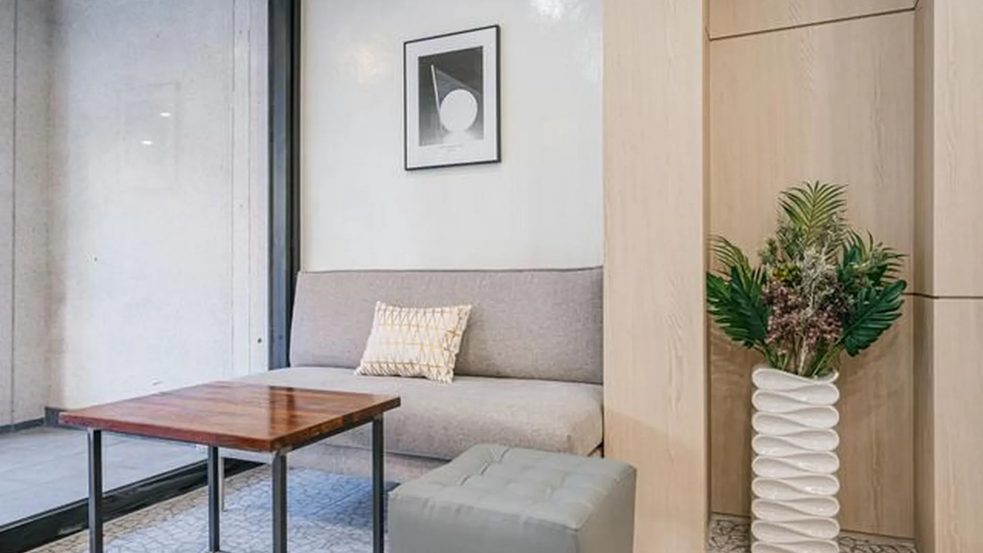 서울 동대문역사문화공원역 호텔 스테이인 2성급 호텔 객실