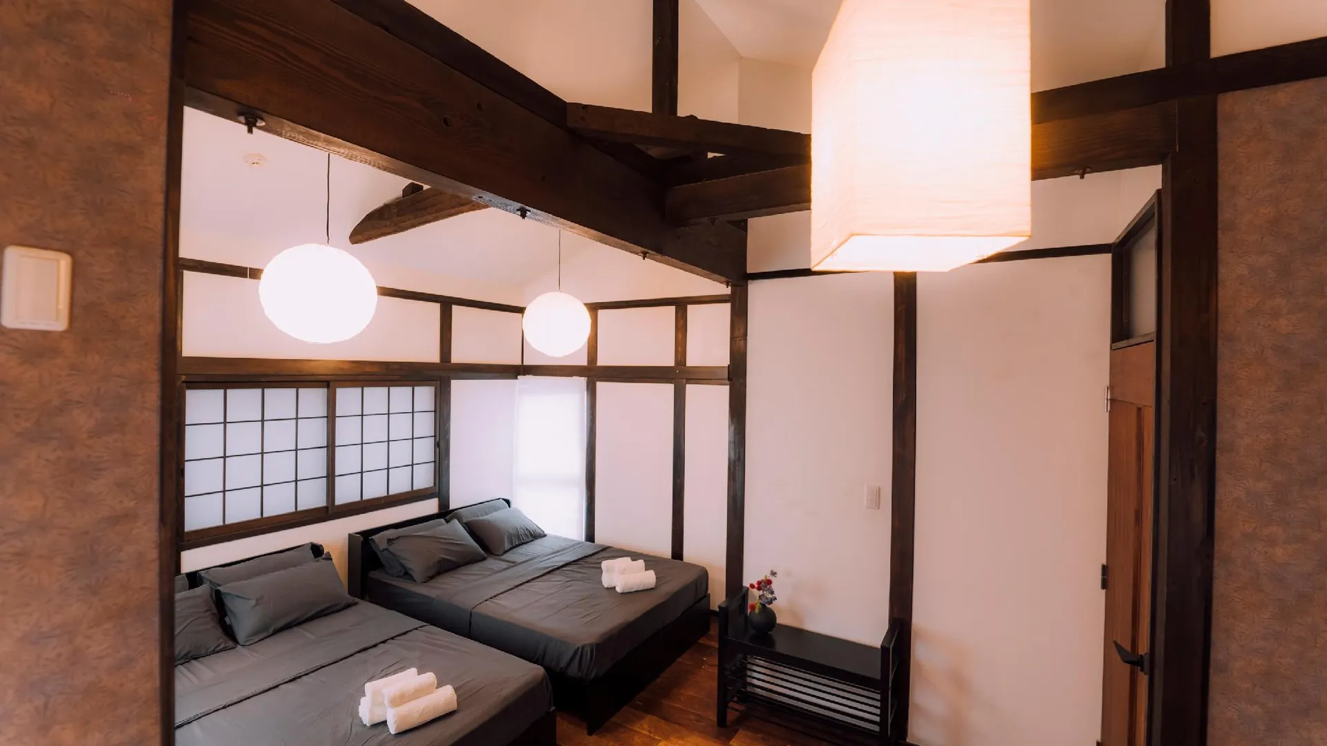 오사카 덴노지의 프라이빗 하우스 (80m², 침실 4개, 프라이빗 욕실 2개) 4성급 게스트하우스 스위트룸