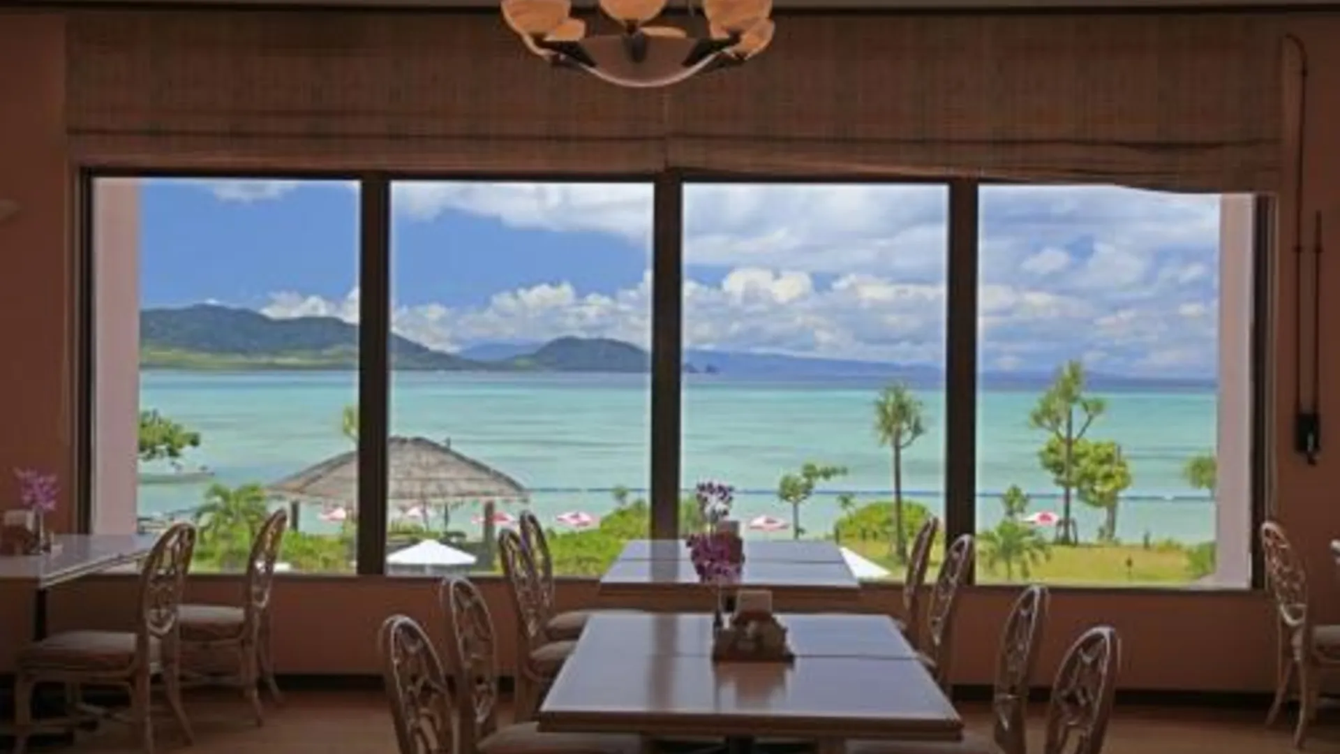 이시가키 Ishigaki Seaside Hotel 4성급 호텔 수영장