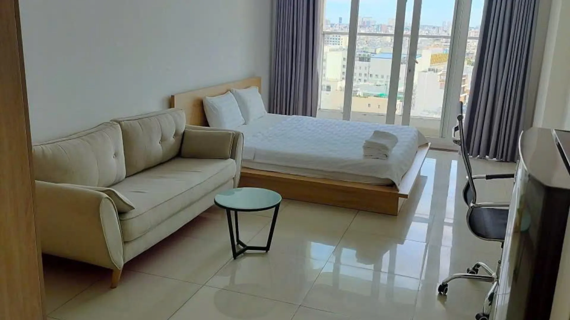 호치민 Skycenter Near Airport-Cherry Le 3성급 게스트하우스 스위트룸