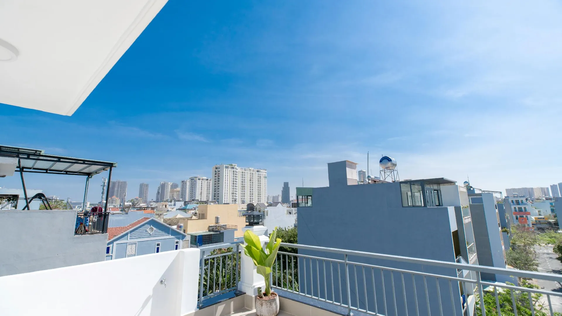 호치민 더 소피아 아파트먼트 - 타오 디엔 센트럴 3성급 호텔 수영장