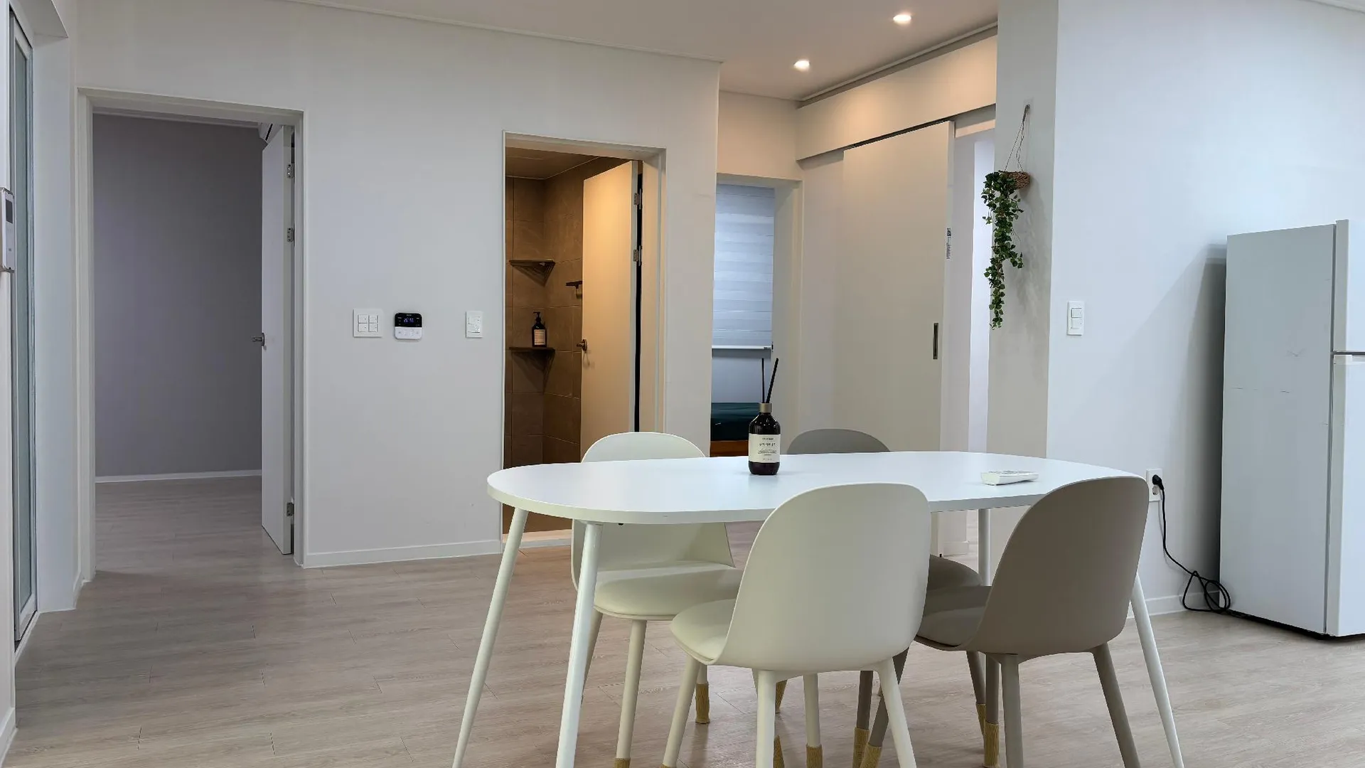 서울 서울역의 프라이빗 하우스 (m², 침실 2개, 프라이빗 욕실 2개) 3성급 게스트하우스 객실